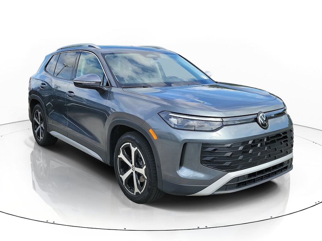New 2026 Volkswagen Tiguan SE SUV