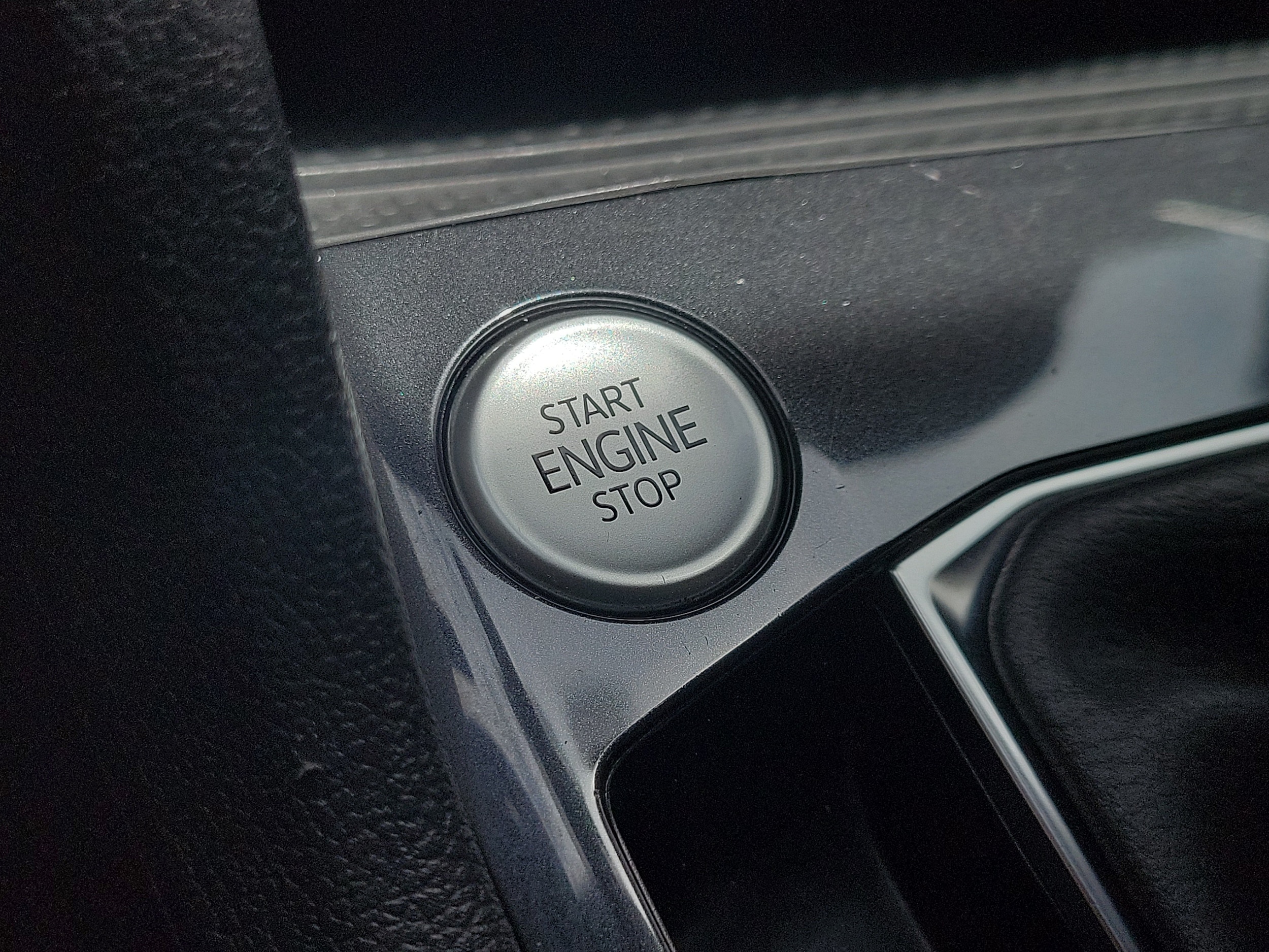 2023 Volkswagen Tiguan SE R-LINE BLACK - Photo 29