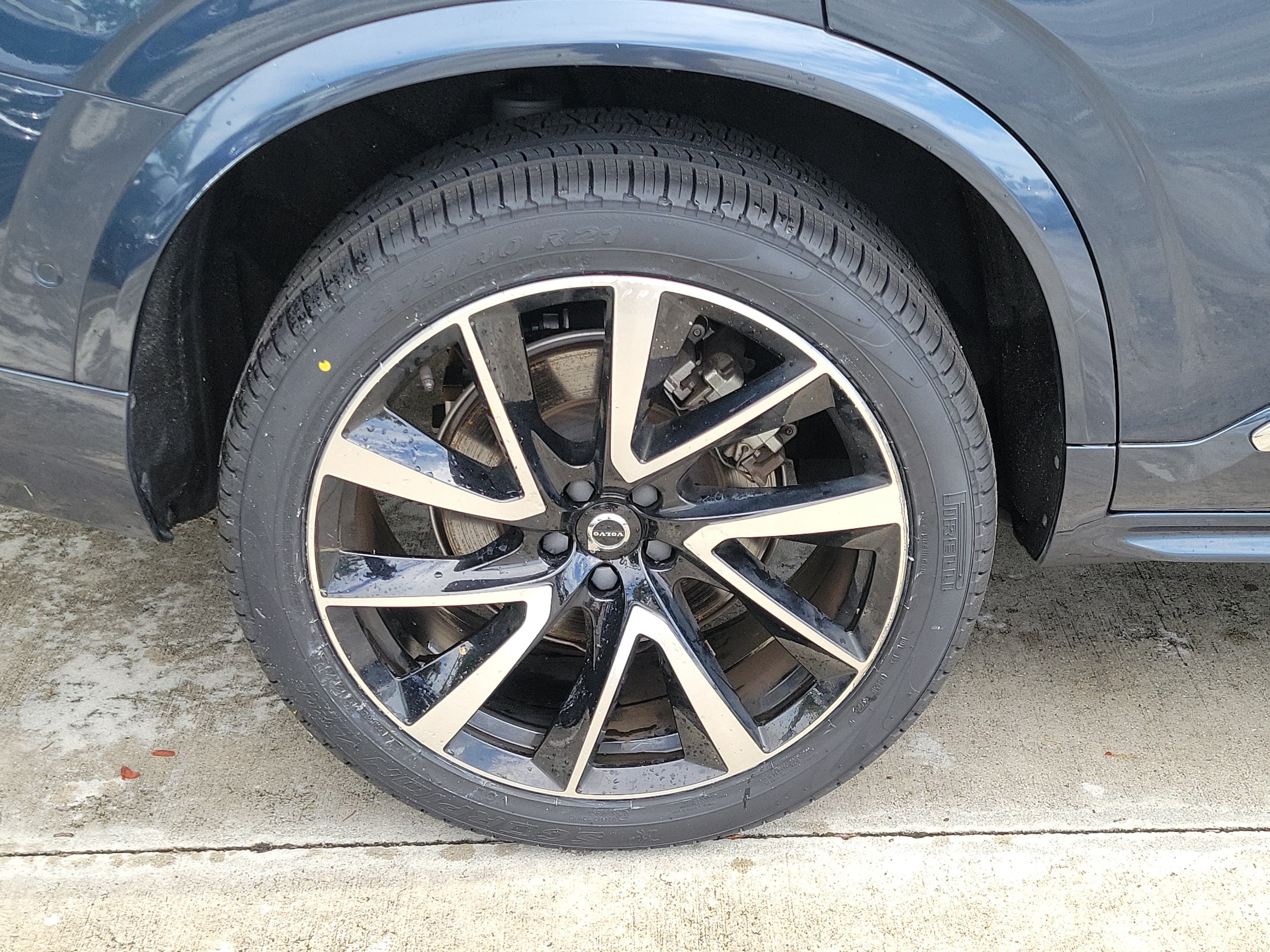 2023 Volvo XC90 Plus - Photo 10