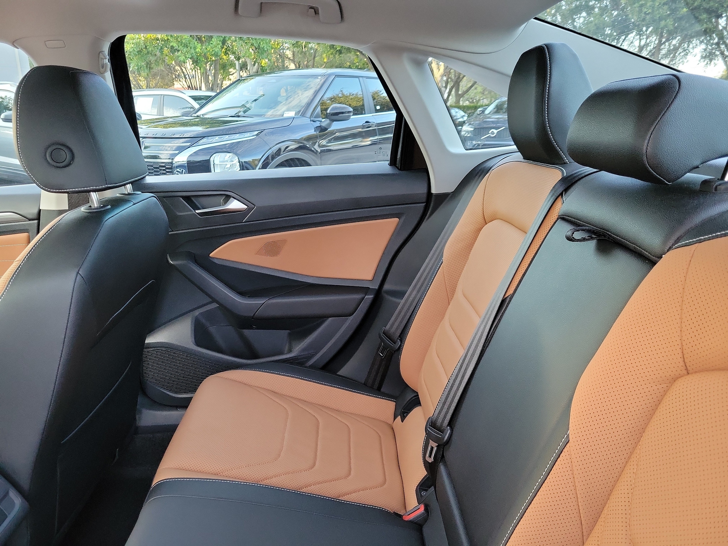 2024 Volkswagen Jetta SEL - Photo 12