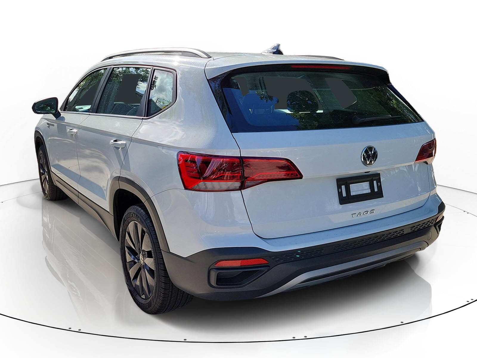 2024 Volkswagen Taos S - Photo 6