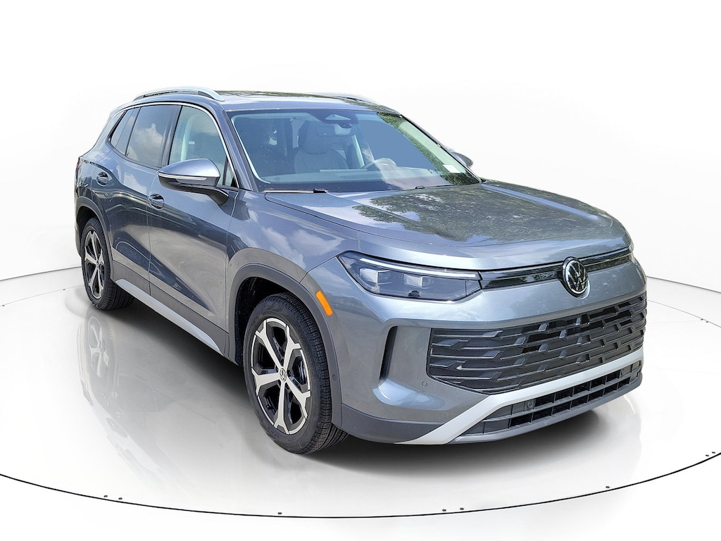 New 2026 Volkswagen Tiguan 2.0T SE SUV