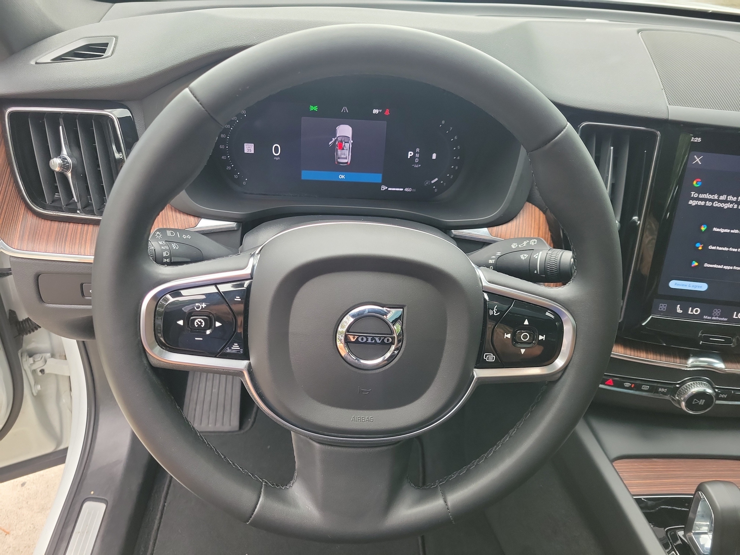2024 Volvo XC60 Plus - Photo 19