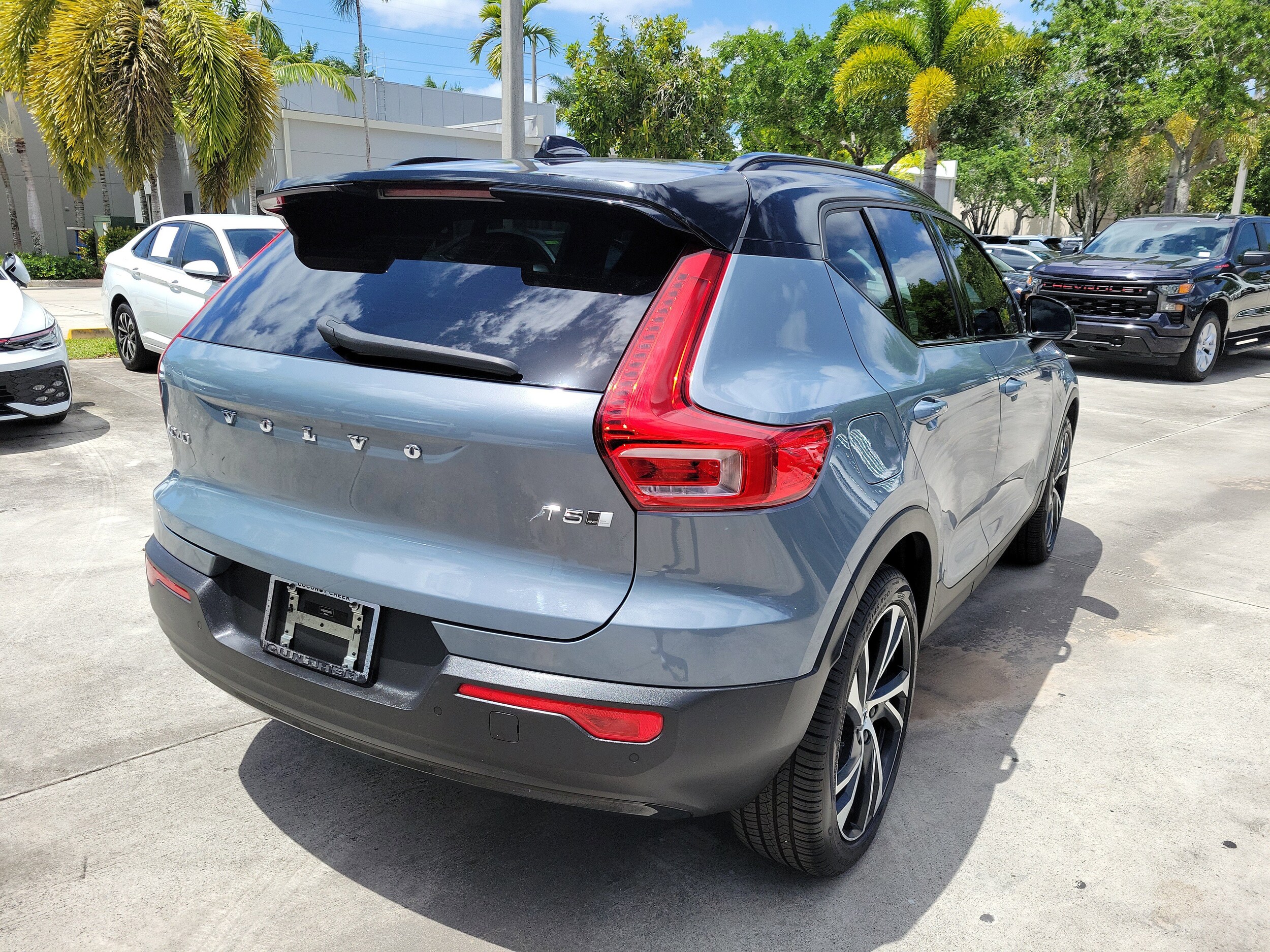 2021 Volvo XC40 R-Design - Photo 9