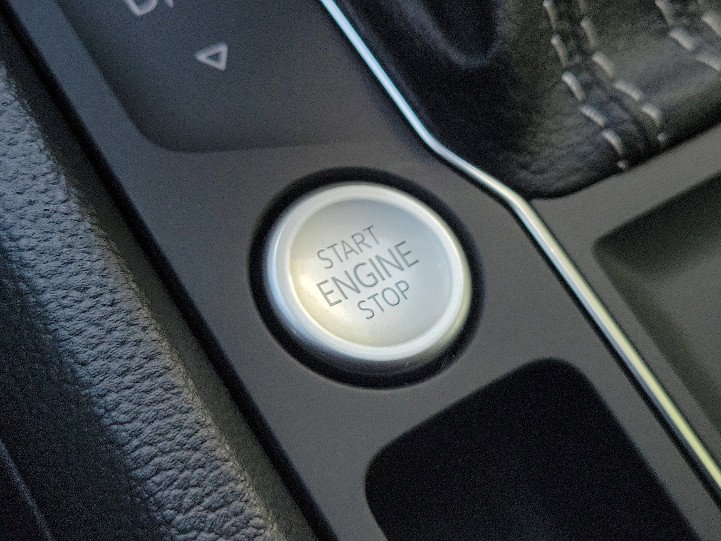 2023 Volkswagen Atlas Cross Sport SE w/Tech - Photo 28