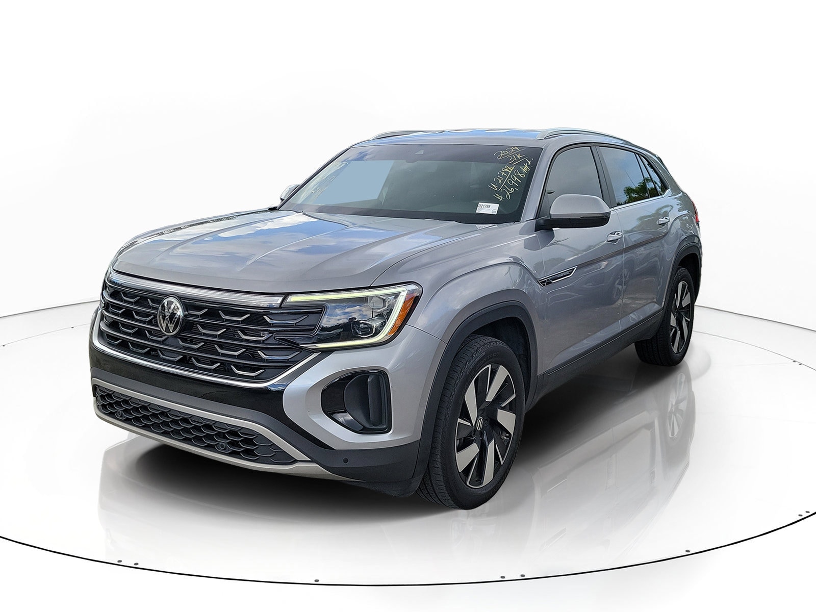 2024 Volkswagen Atlas Cross Sport SE w/Tech - Photo 3