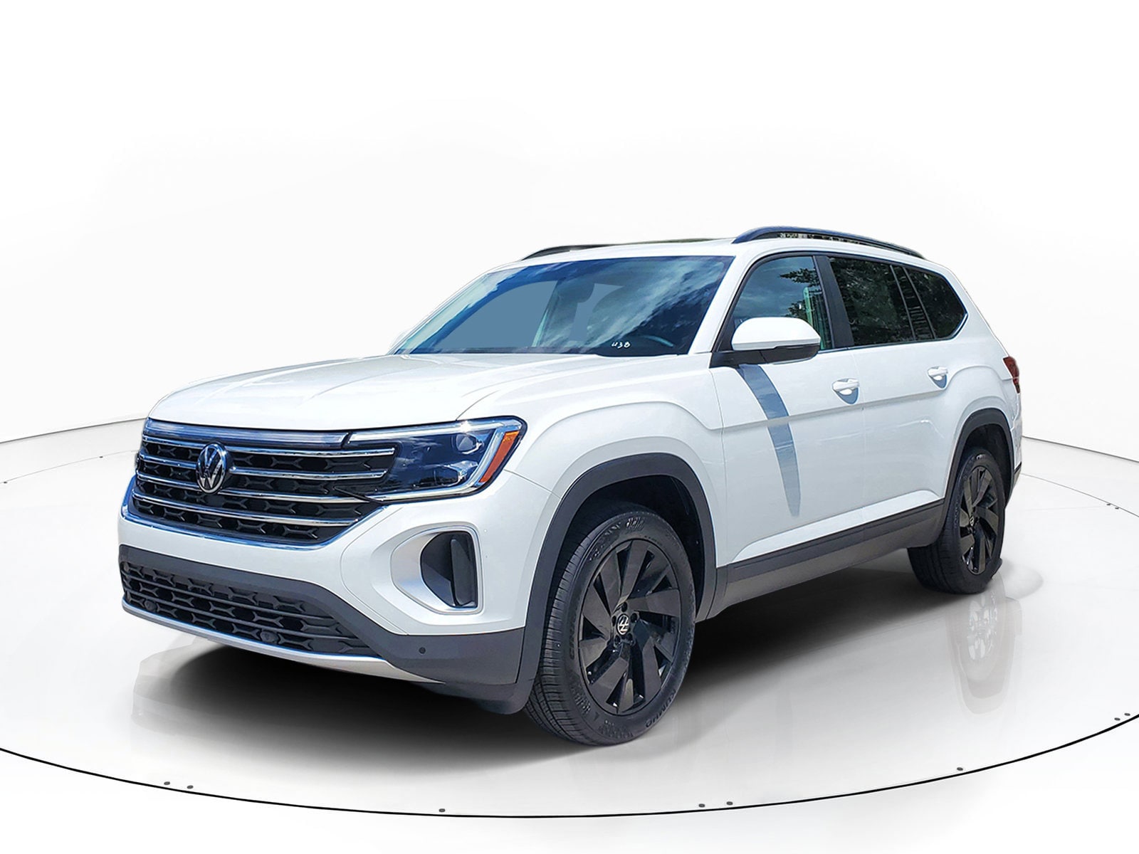 2026 Volkswagen Atlas SE w/Tech