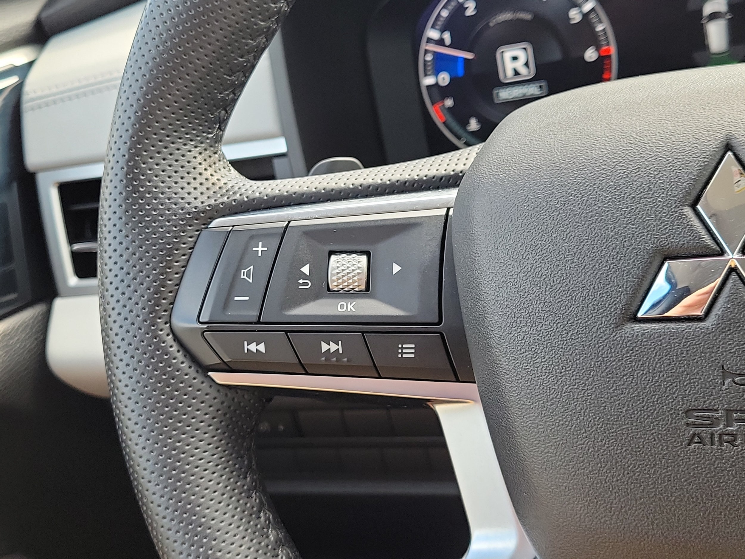2023 Mitsubishi Outlander SEL - Photo 21