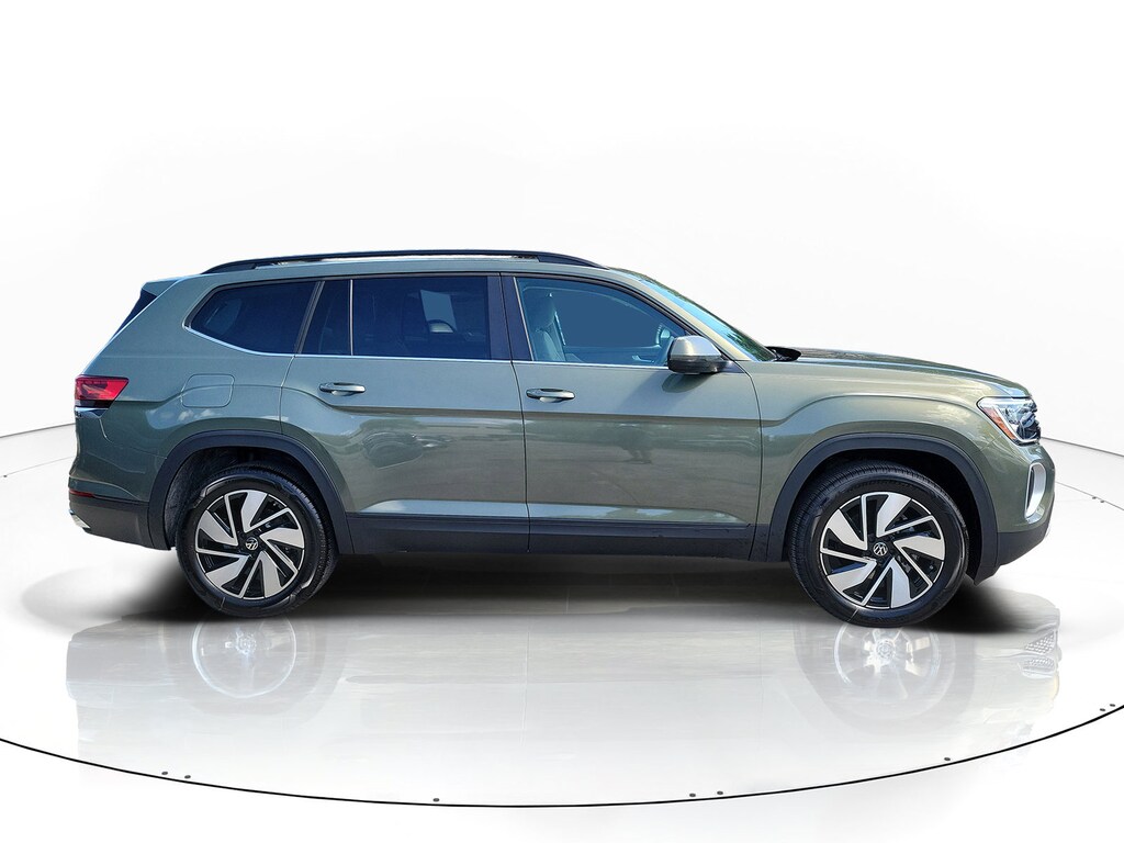 New 2026 Volkswagen Atlas SE w/Technology SUV