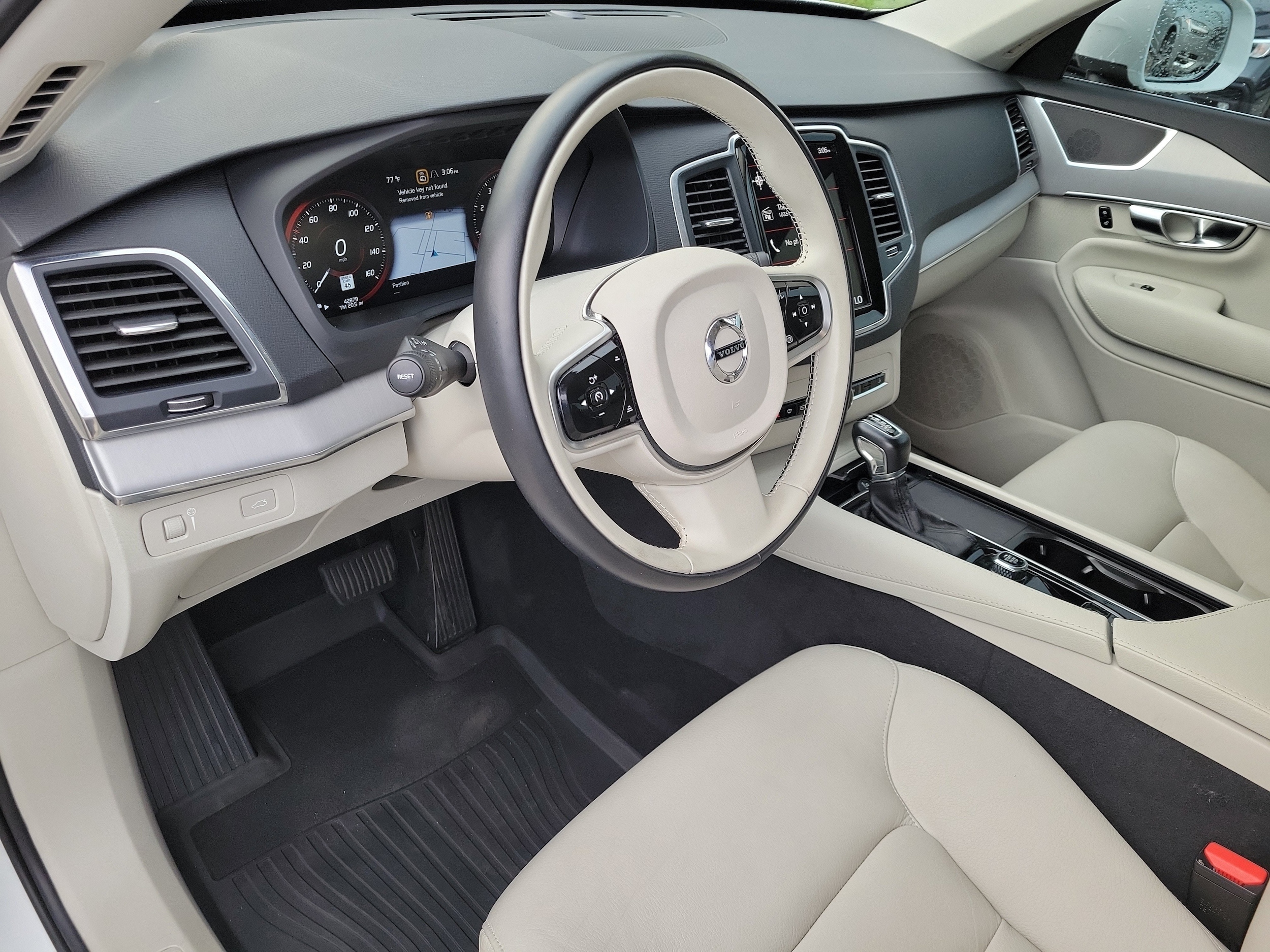 2022 Volvo XC90 Momentum - Photo 18