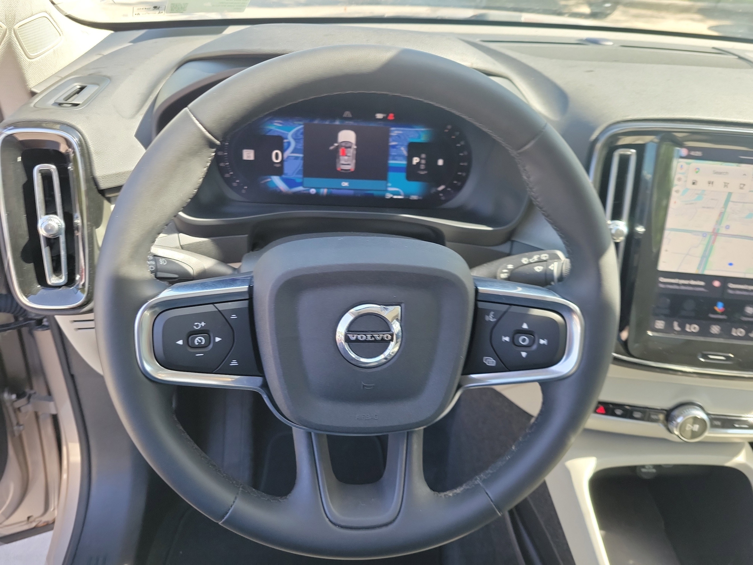 2024 Volvo XC40 Plus - Photo 22