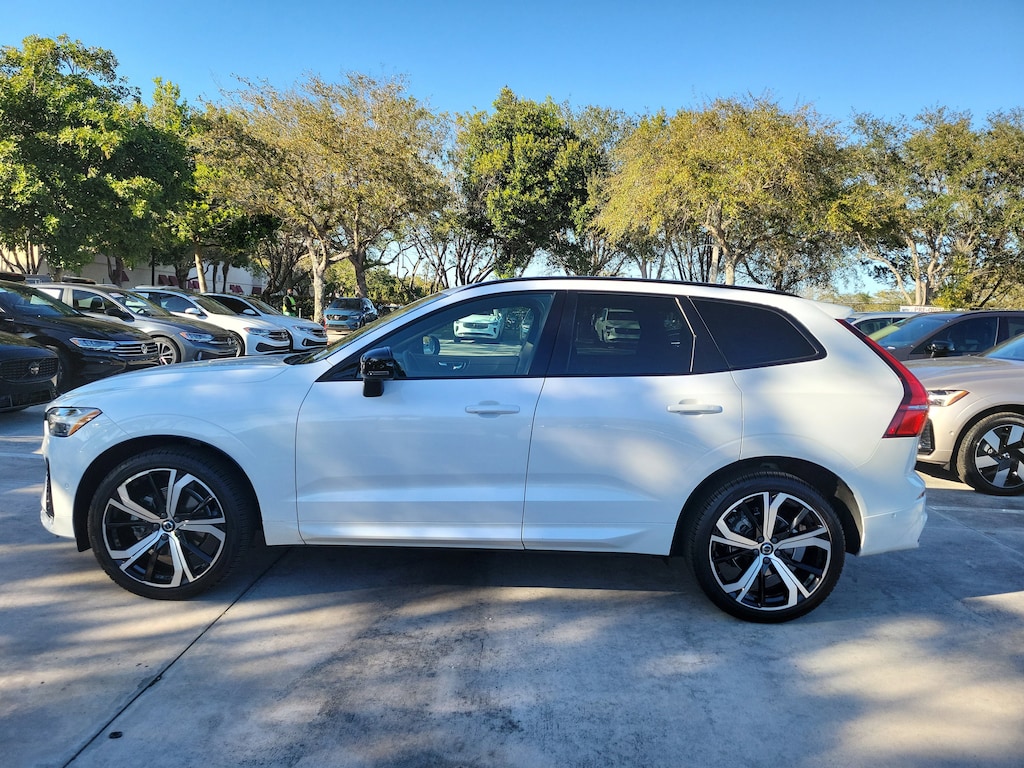 Used 2022 Volvo XC60 B5 FWD R-Design SUV
