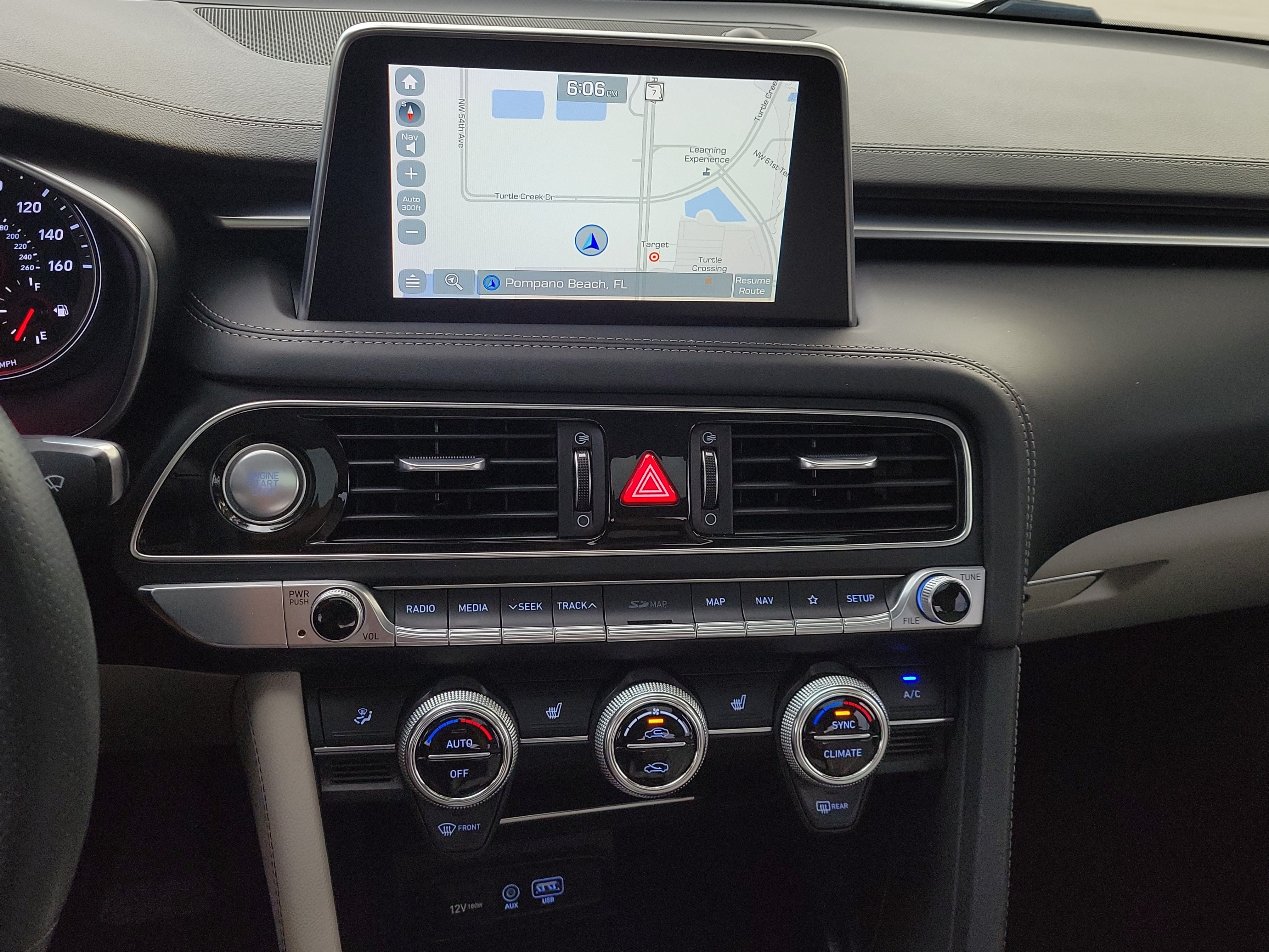 2021 GENESIS G70 Standard - Photo 26
