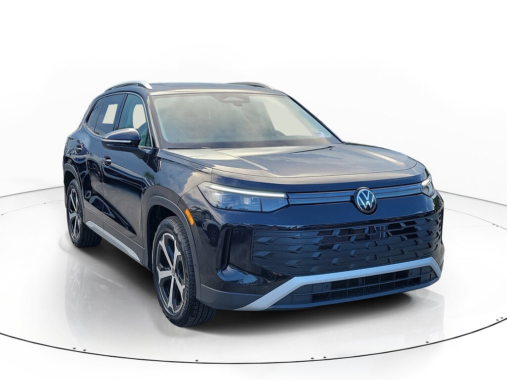 New 2026 Volkswagen Tiguan SE SUV