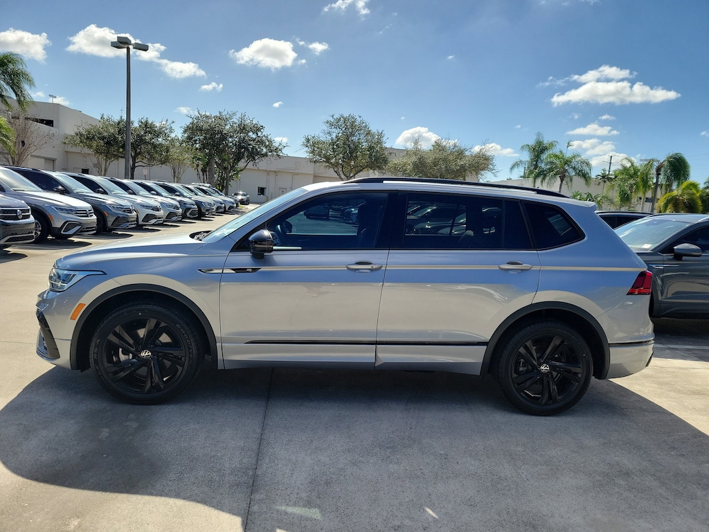 Used 2023 Volkswagen Tiguan 2.0T SE R-Line Black SUV