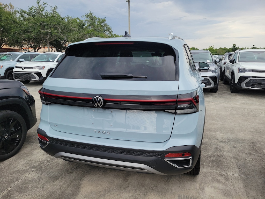 New 2026 Volkswagen Taos 1.5T SE SUV