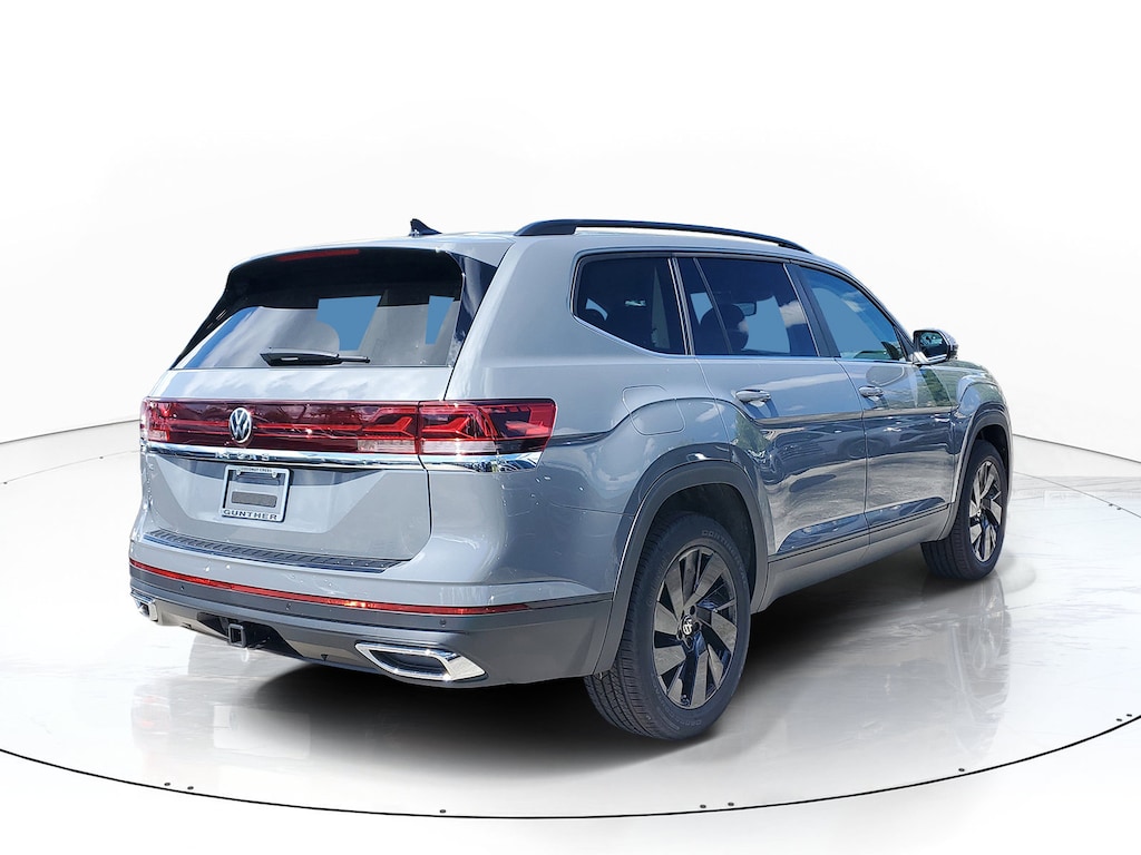 New 2026 Volkswagen Atlas SE w/Technology SUV