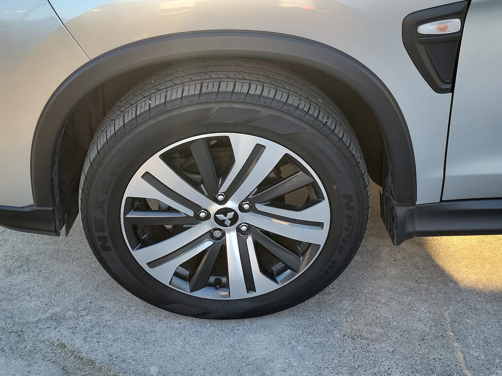 Used 2023 Mitsubishi Outlander Sport 2.0 ES SUV