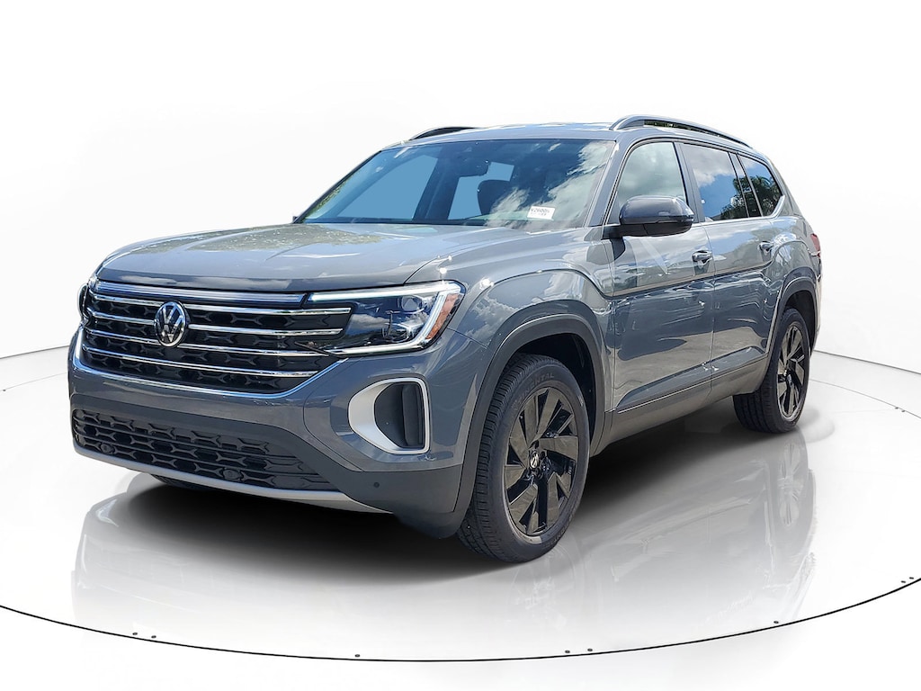 New 2026 Volkswagen Atlas SE w/Technology SUV