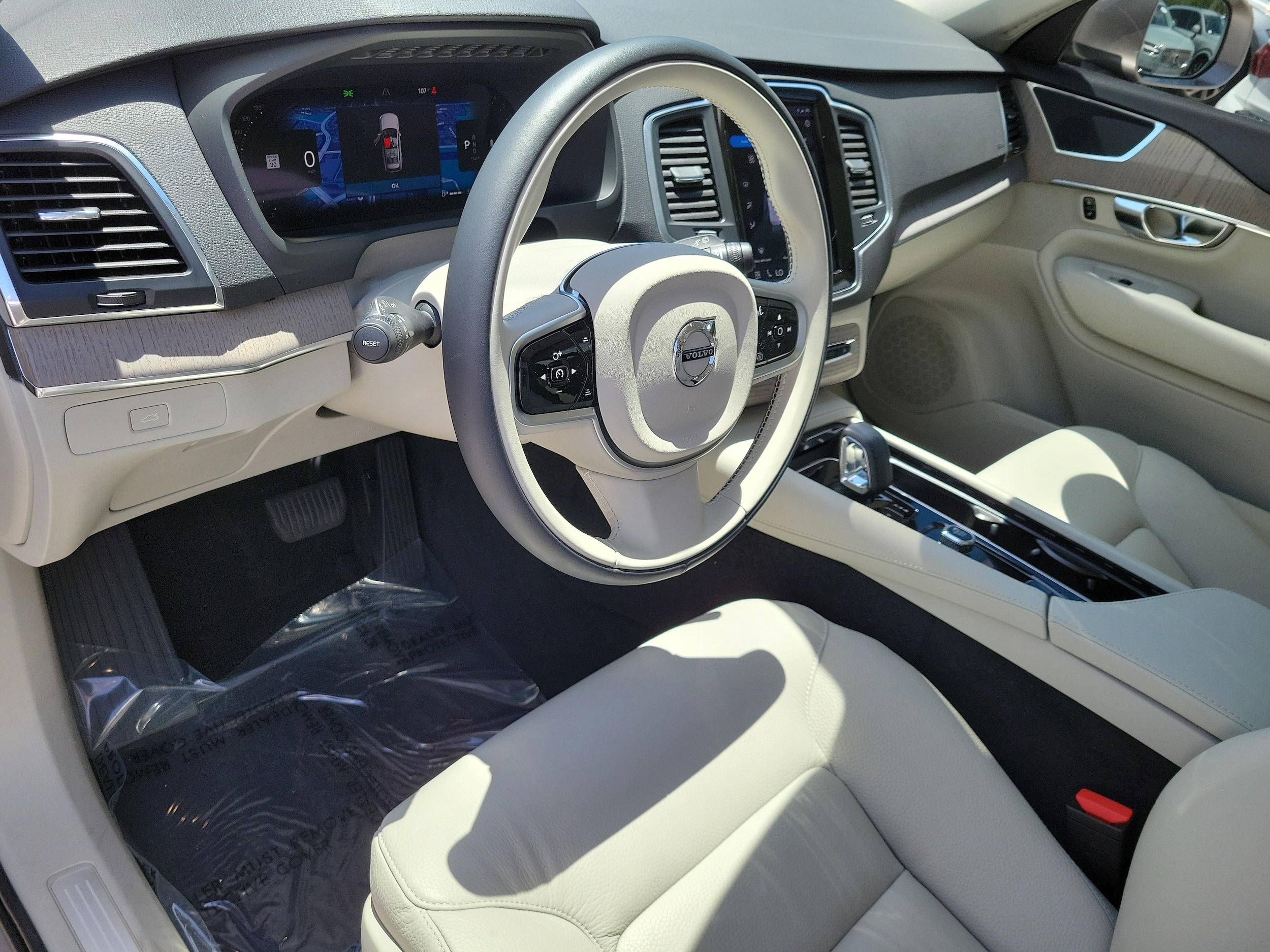 2025 Volvo XC90 Core - Photo 20