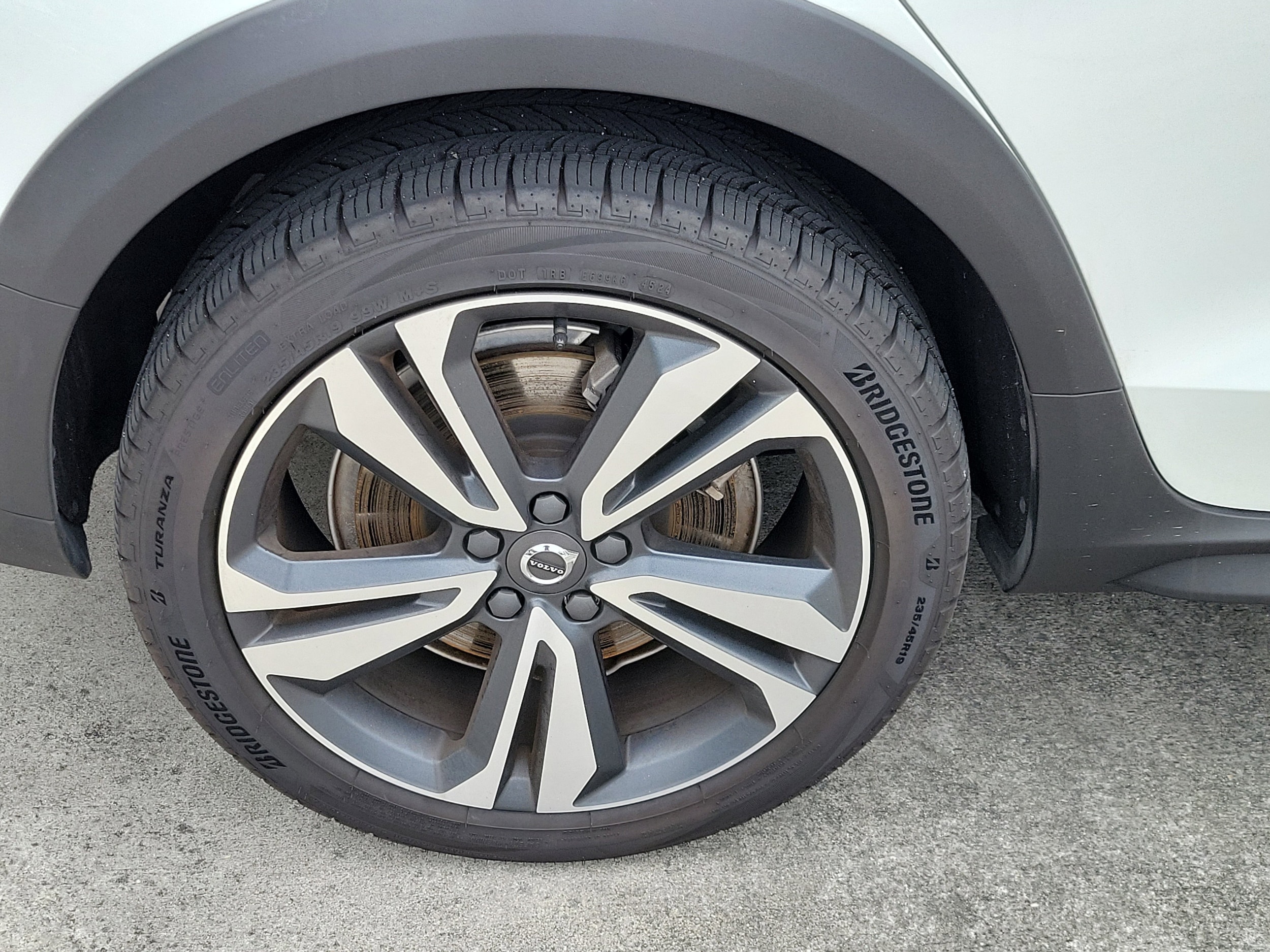 2023 Volvo V60 Cross Country Plus - Photo 9