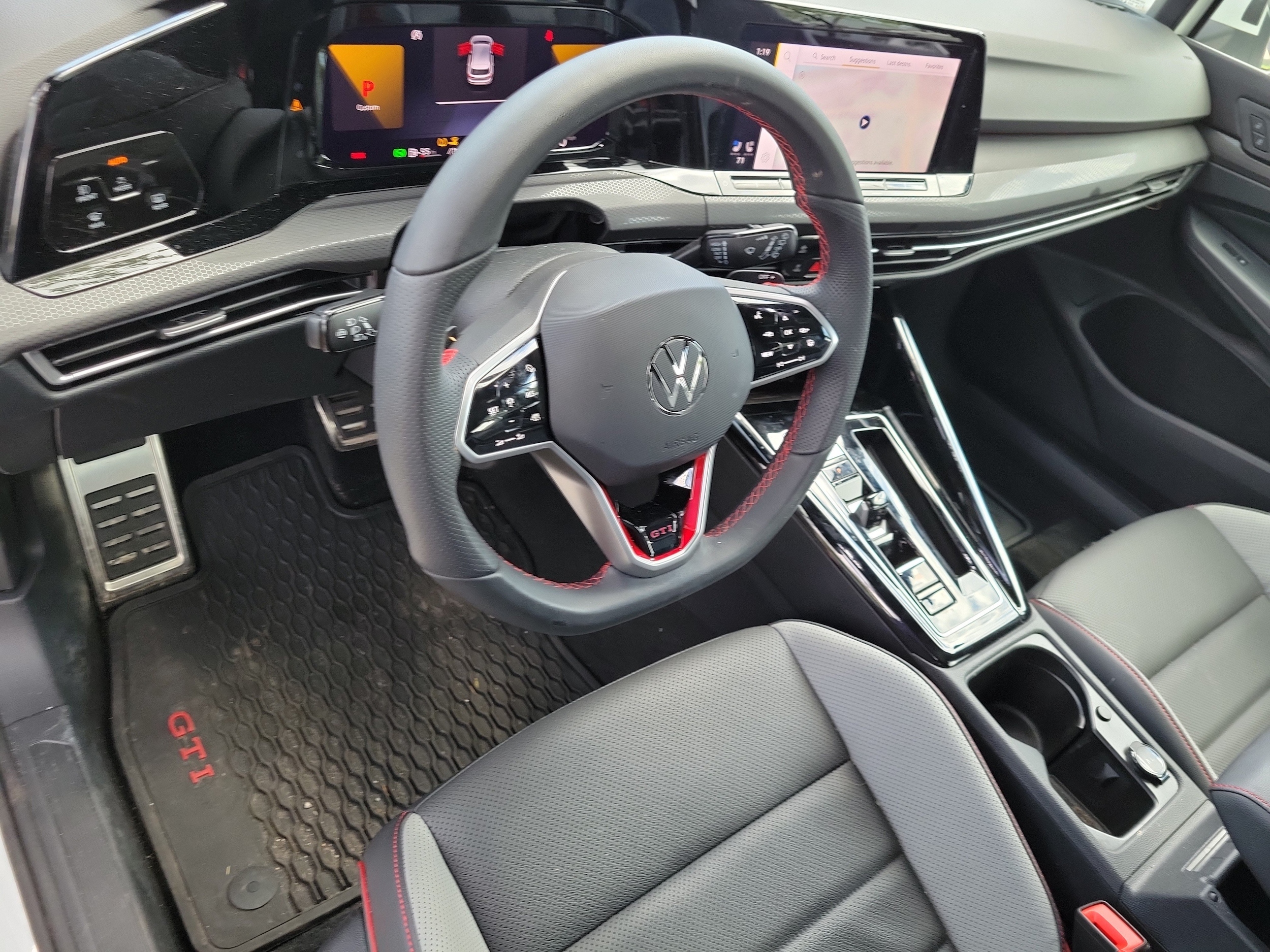 2024 Volkswagen Golf GTI SE - Photo 14