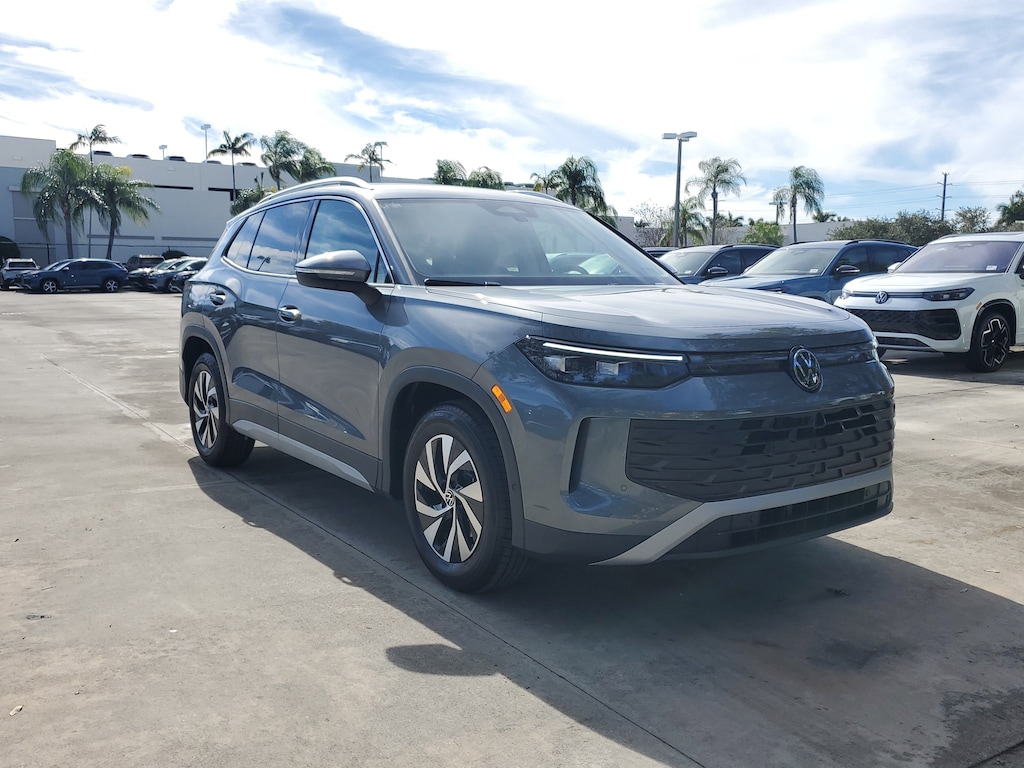 New 2026 Volkswagen Tiguan 2.0T S SUV