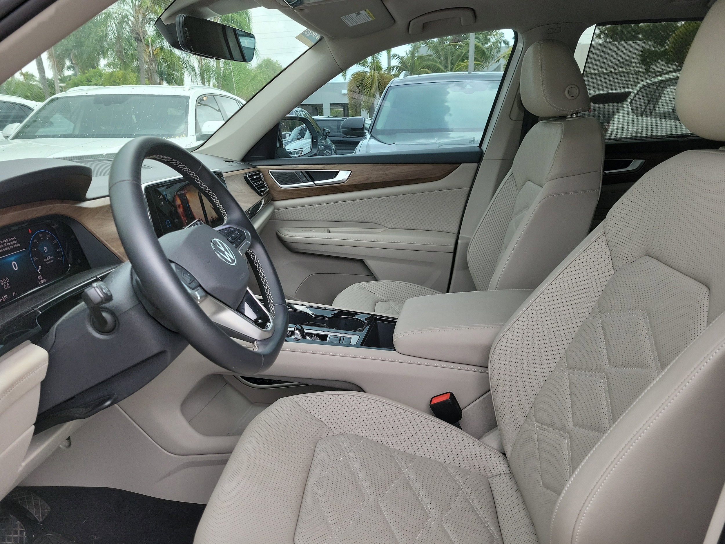 2026 Volkswagen Atlas SE w/Tech - Photo 15