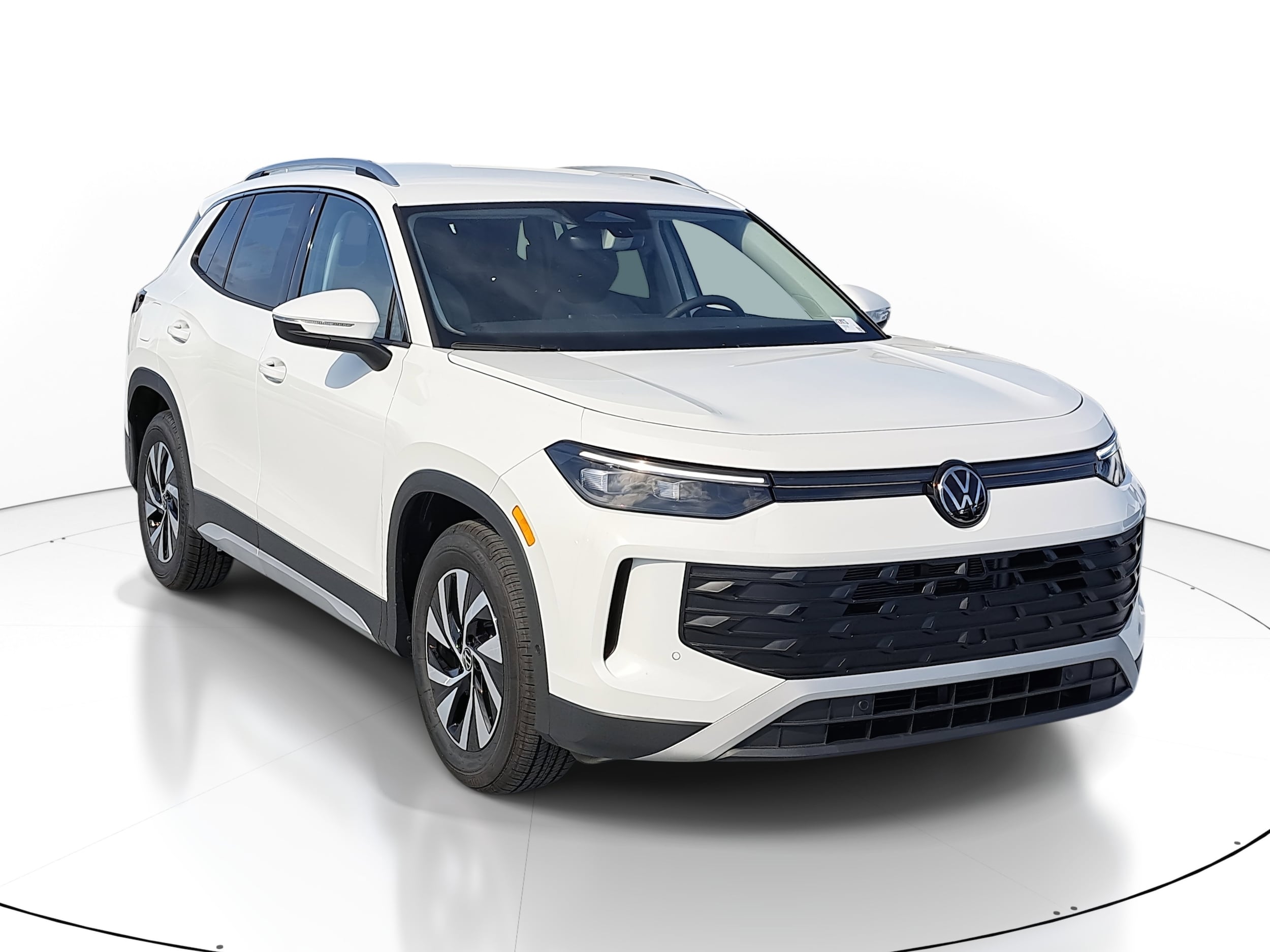 2026 Volkswagen Tiguan 2.0T S's photo