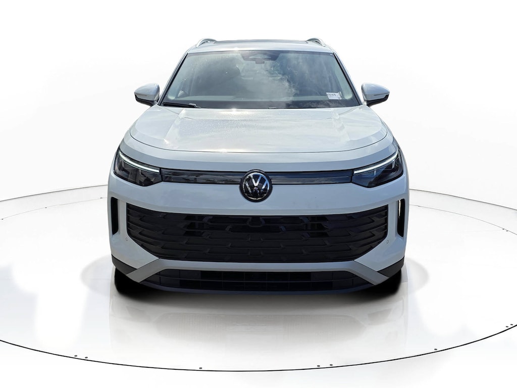 New 2026 Volkswagen Tiguan SE SUV