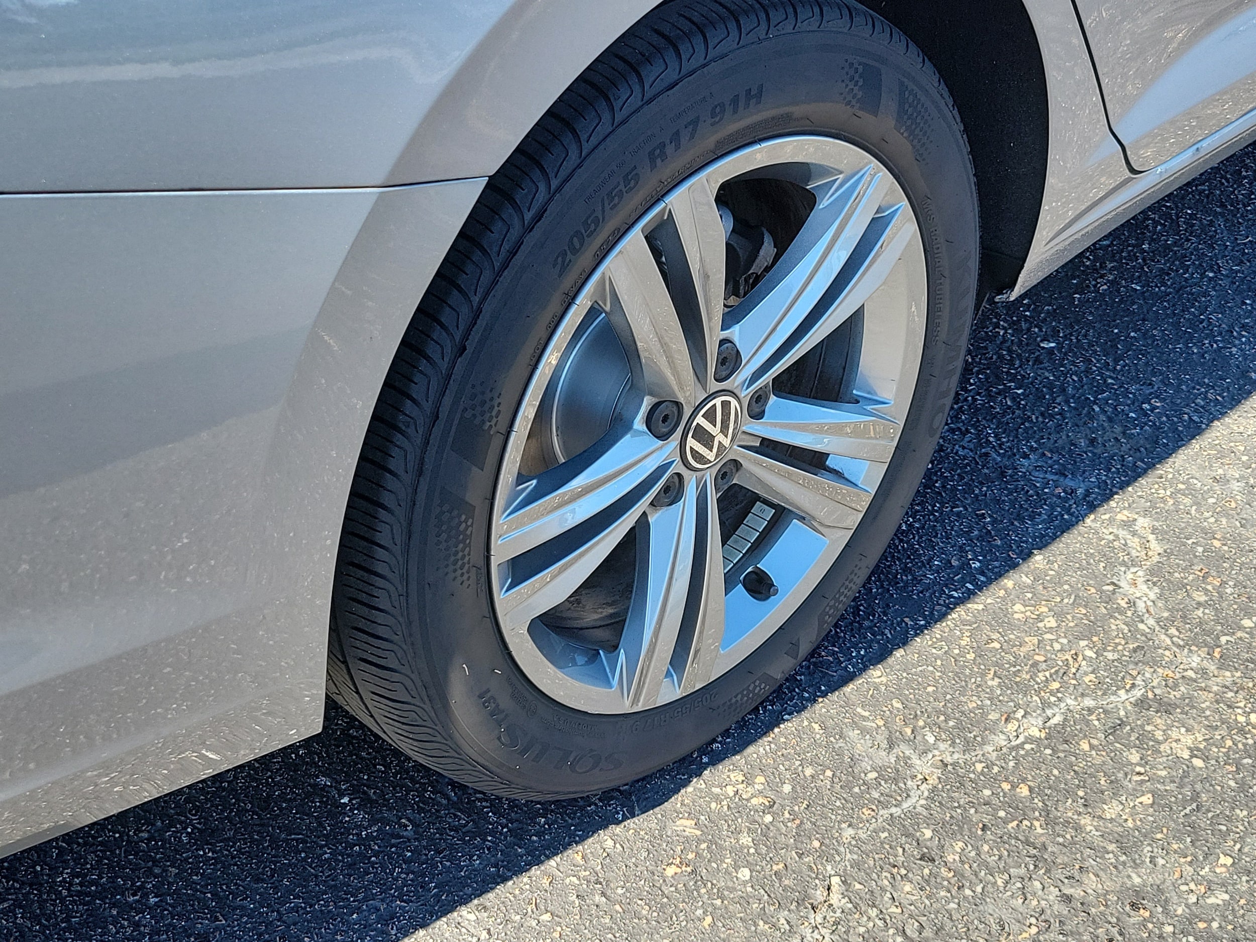 2024 Volkswagen Jetta SE - Photo 5