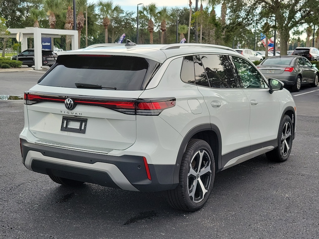 Certified 2025 Volkswagen Tiguan 2.0T SE SUV