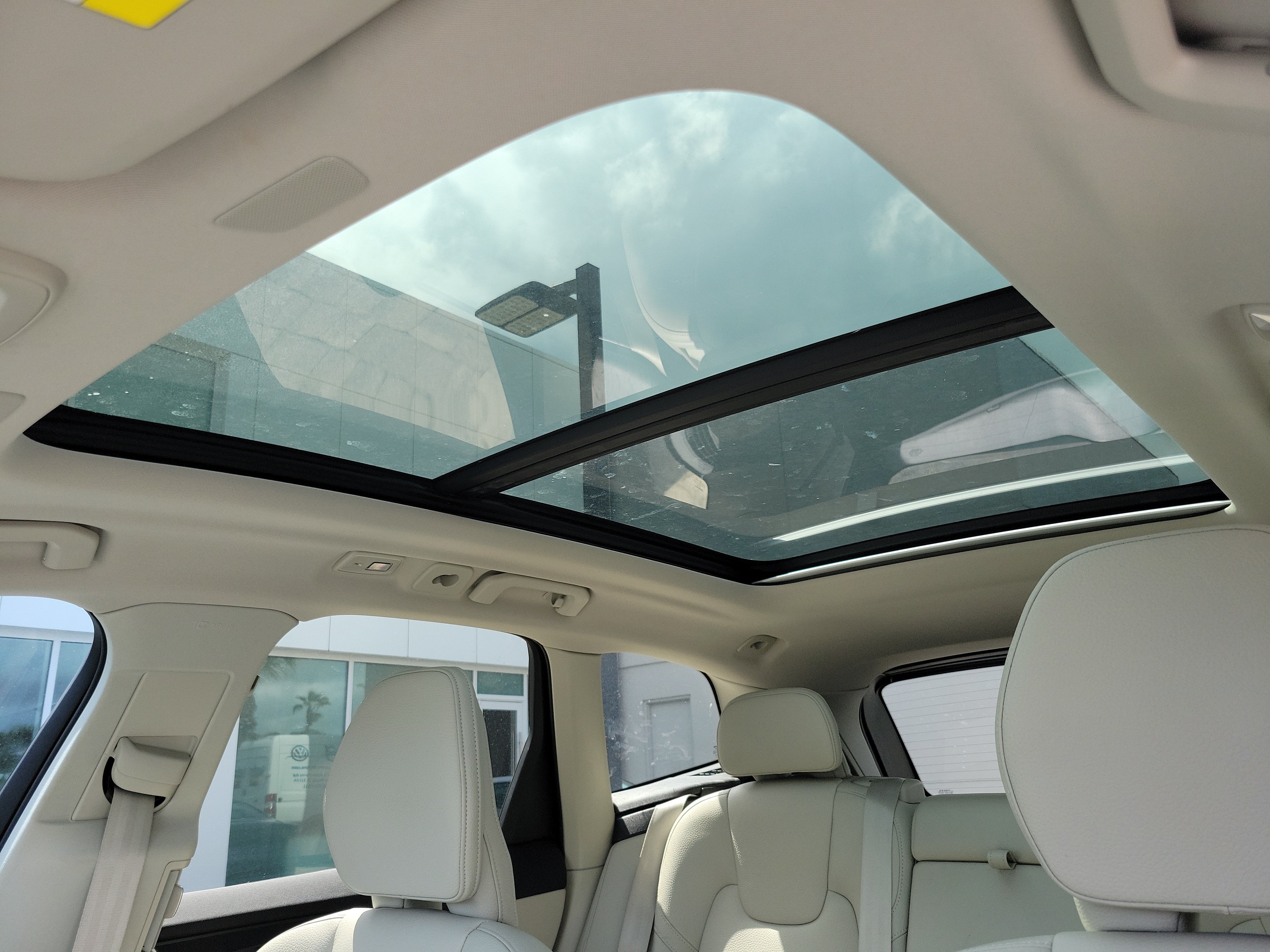2024 Volvo XC60 Plus - Photo 11