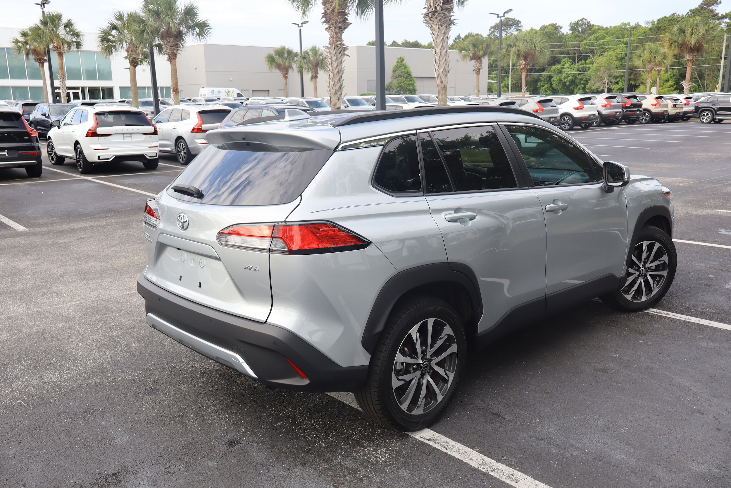 2022 Toyota Corolla Cross XLE - Photo 7