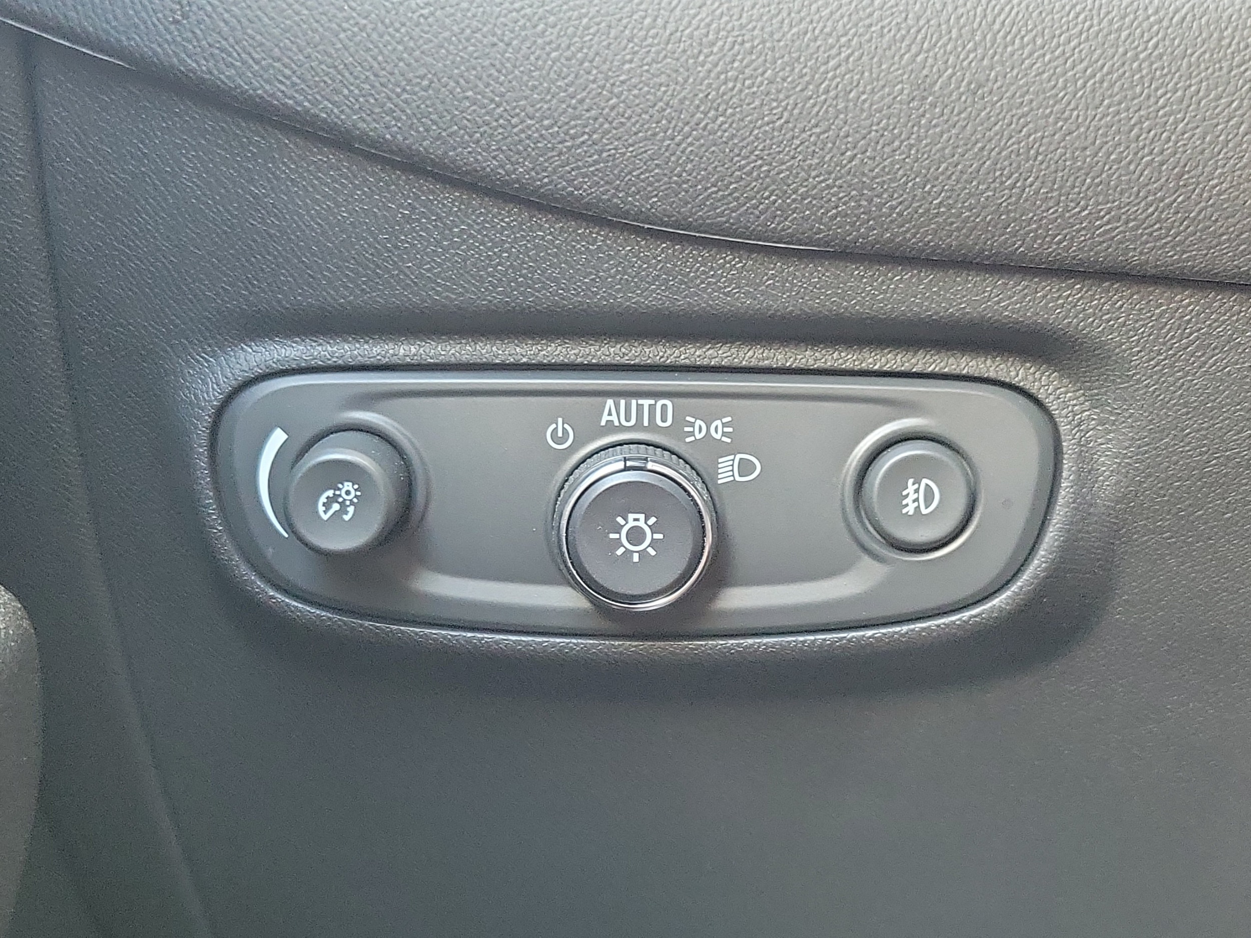 2020 Chevrolet Equinox Premier - Photo 25