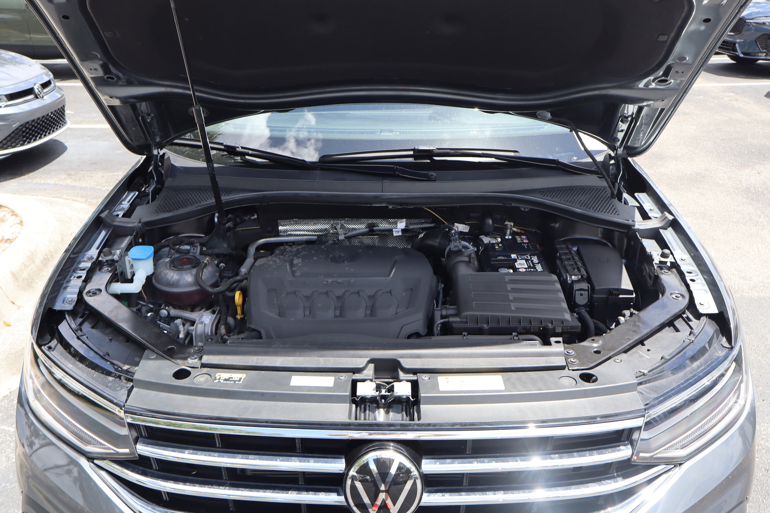 2023 Volkswagen Tiguan SE - Photo 18