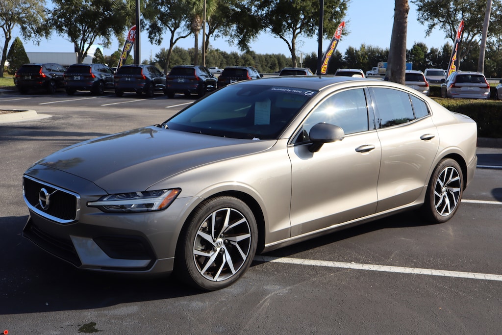 Used 2019 Volvo S60 Momentum T6 AWD Momentum