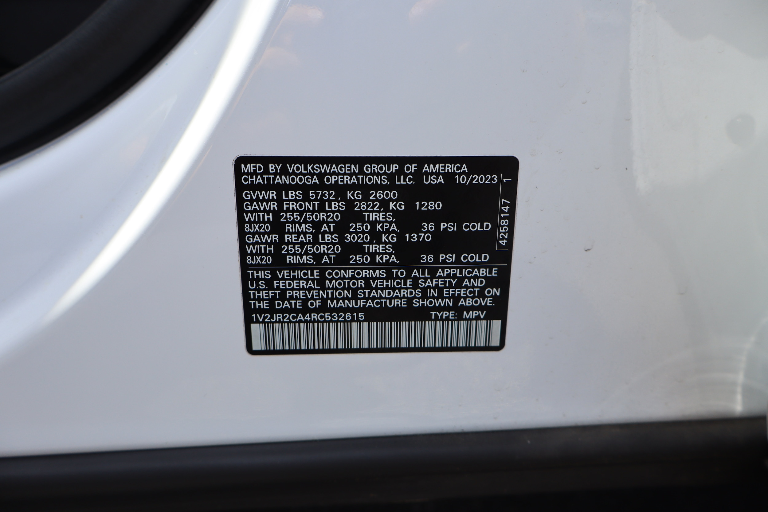 2024 Volkswagen Atlas SE w/Tech - Photo 35