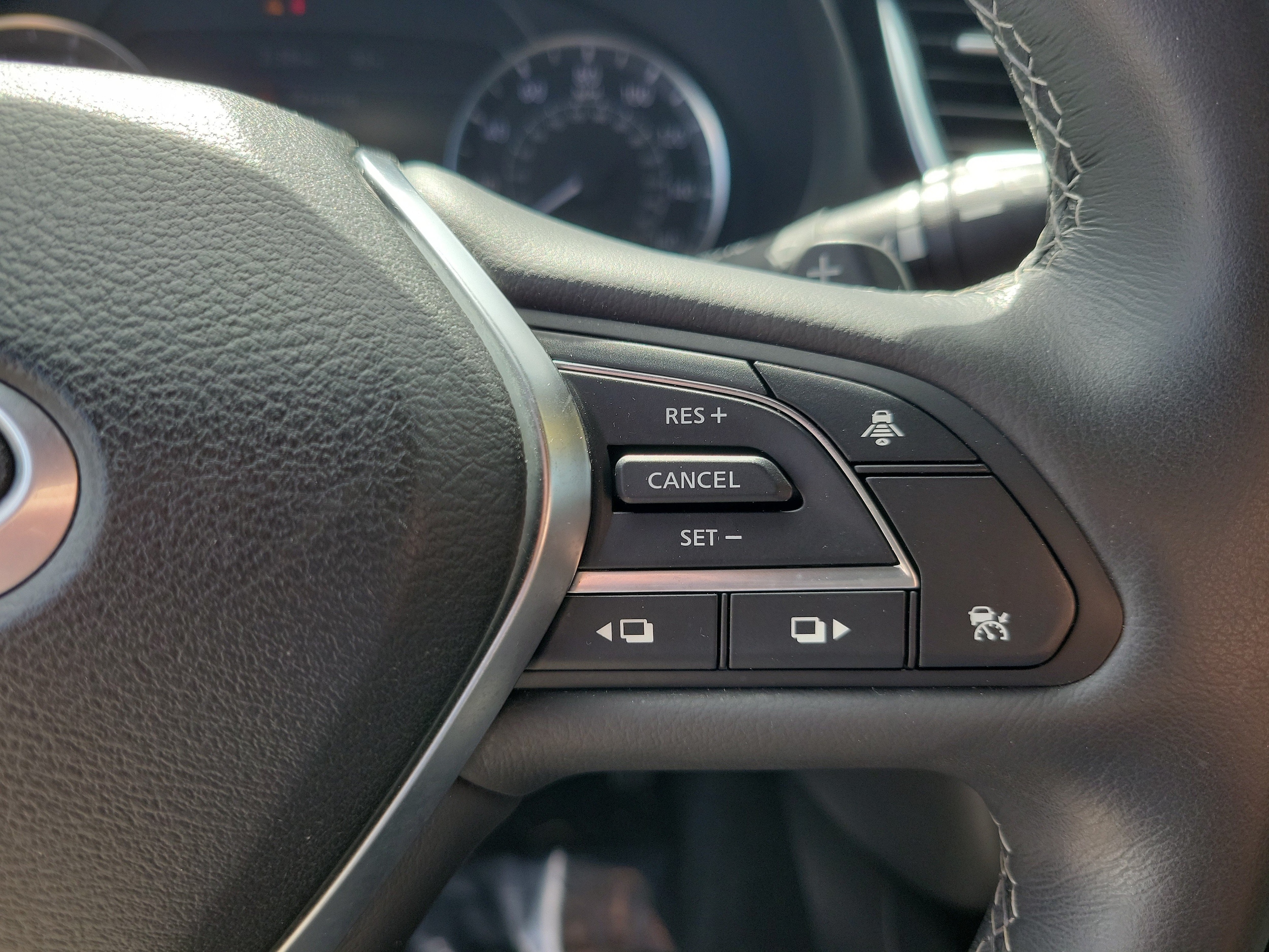 2022 INFINITI QX55 Essential - Photo 22