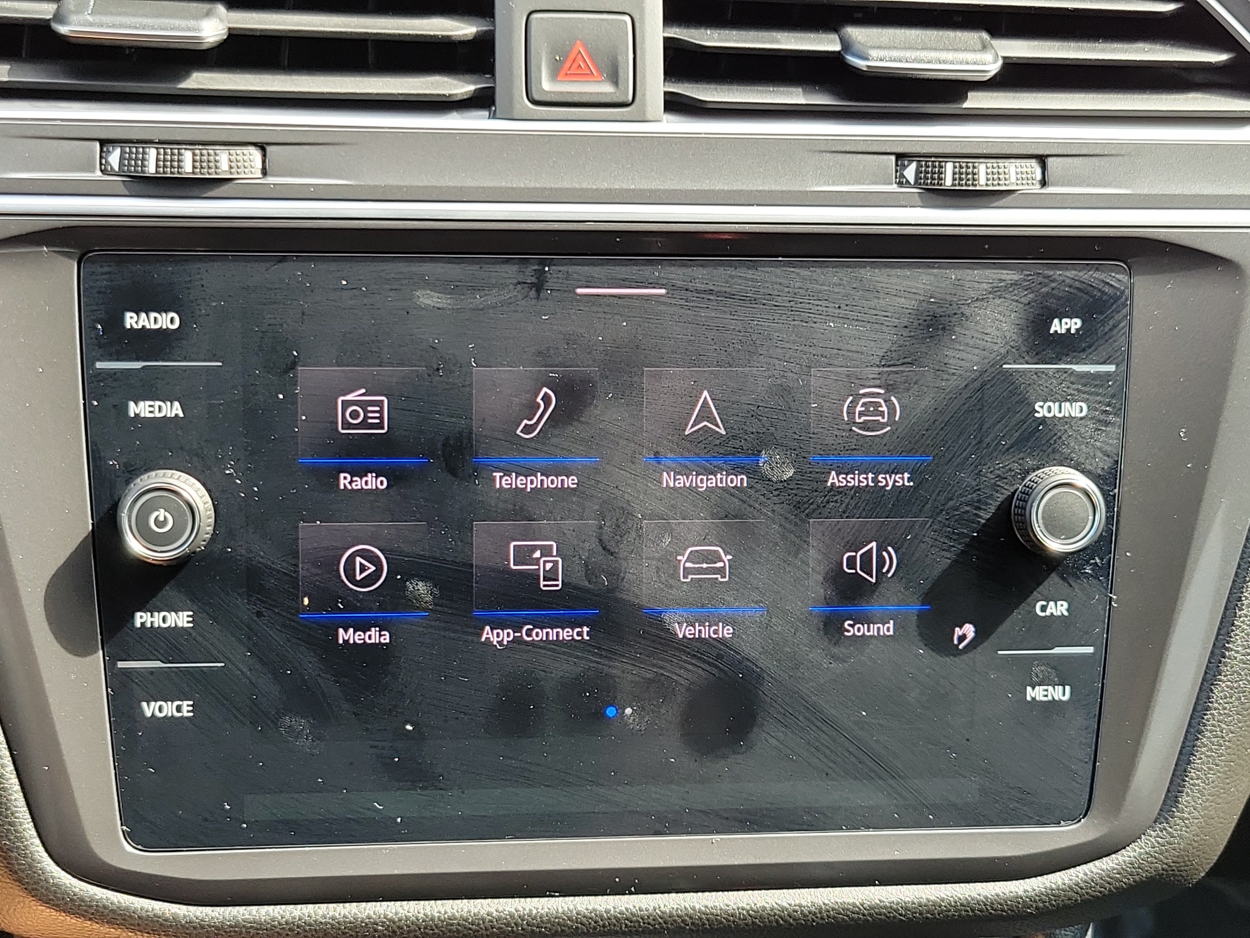 2023 Volkswagen Tiguan SE - Photo 19