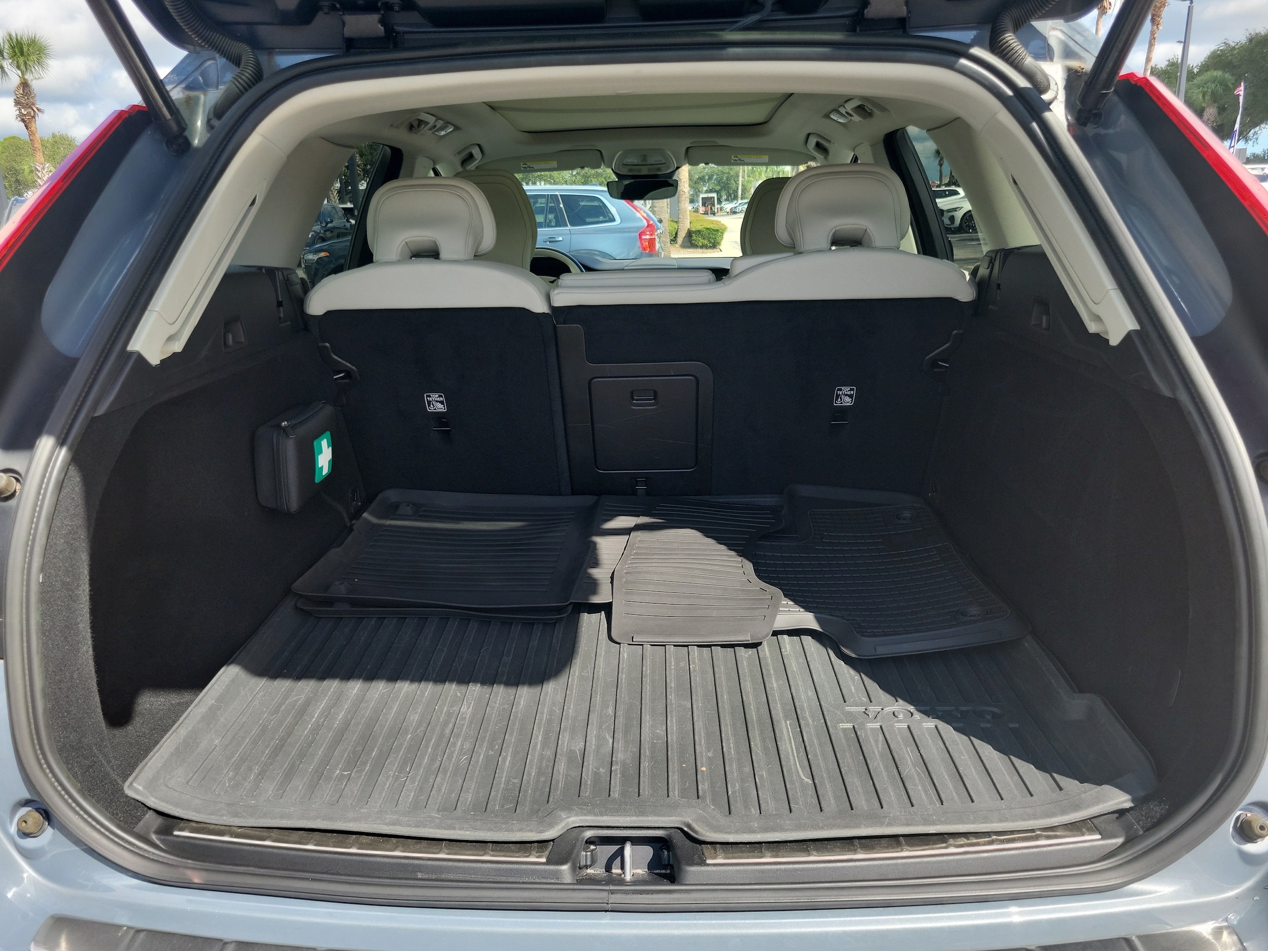 2024 Volvo XC60 Plus - Photo 6