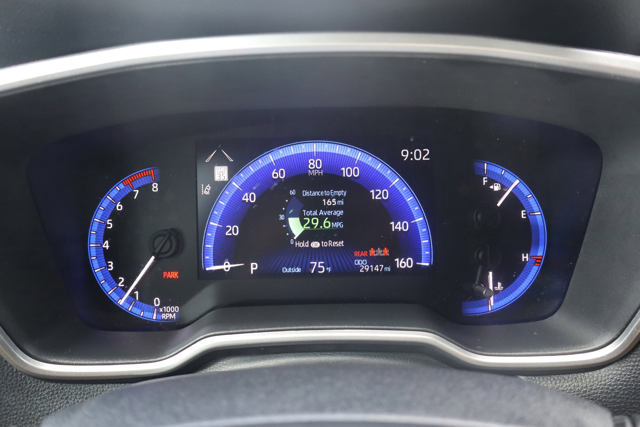 2022 Toyota Corolla Cross XLE - Photo 14