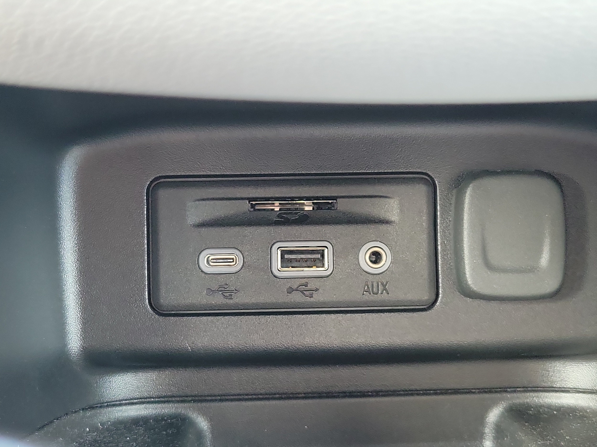 2020 Chevrolet Equinox Premier - Photo 23