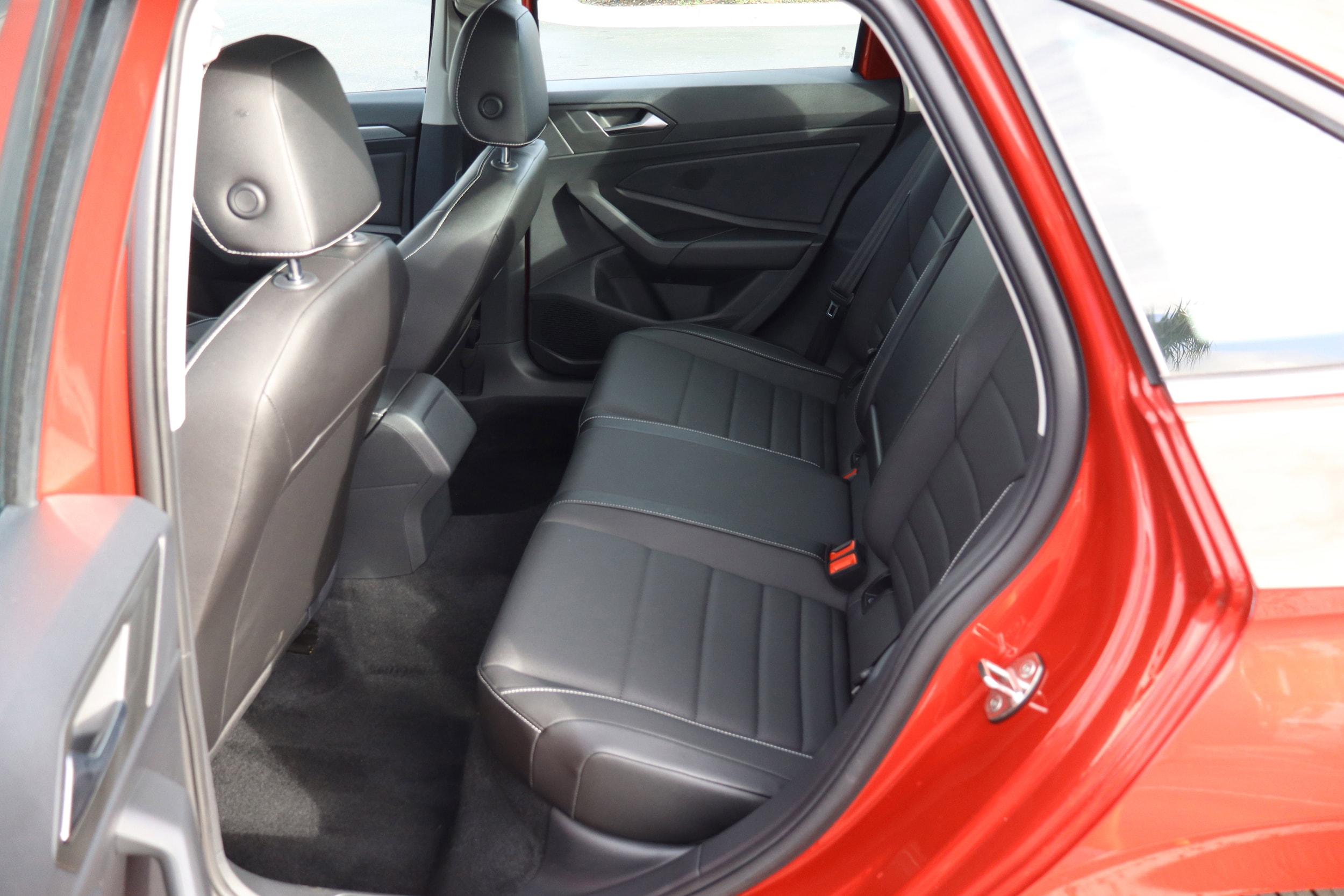 2022 Volkswagen Jetta SE - Photo 28