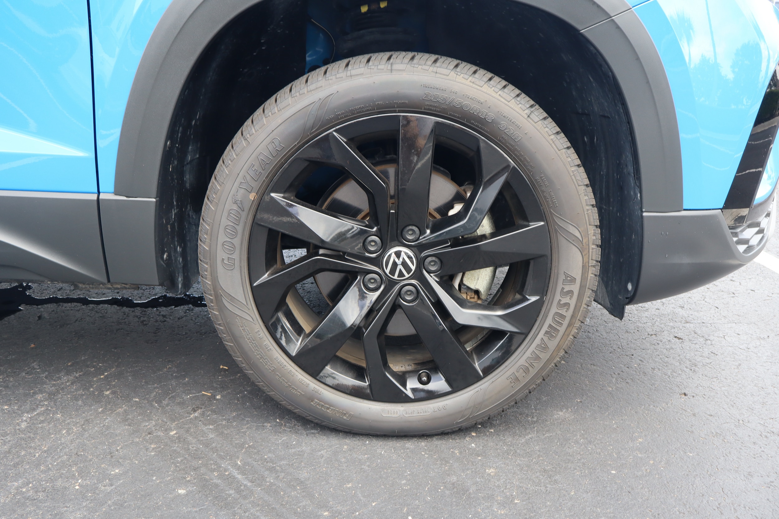 2023 Volkswagen Taos SE - Photo 9