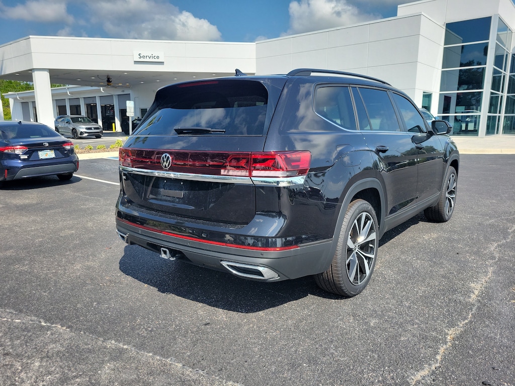 New 2026 Volkswagen Atlas SE w/Technology SUV