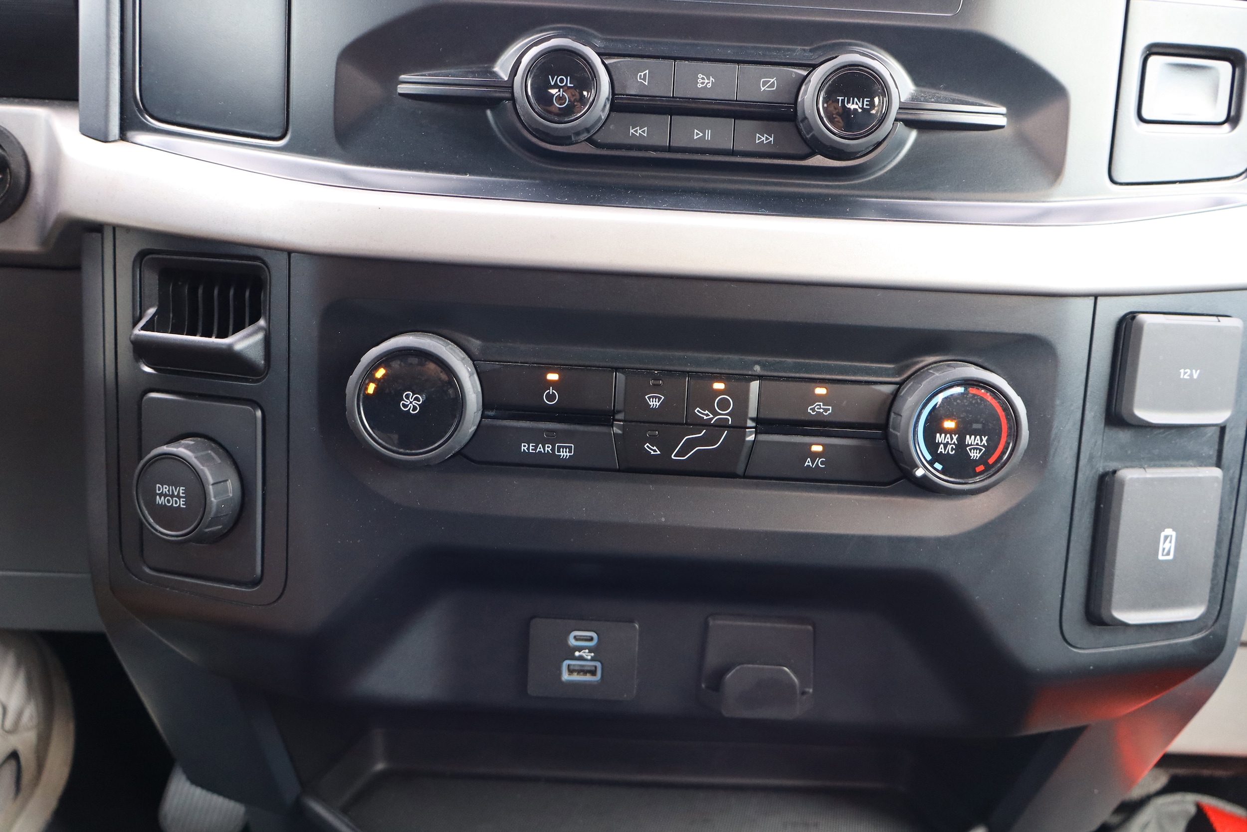 2023 Ford F-150 XLT - Photo 24