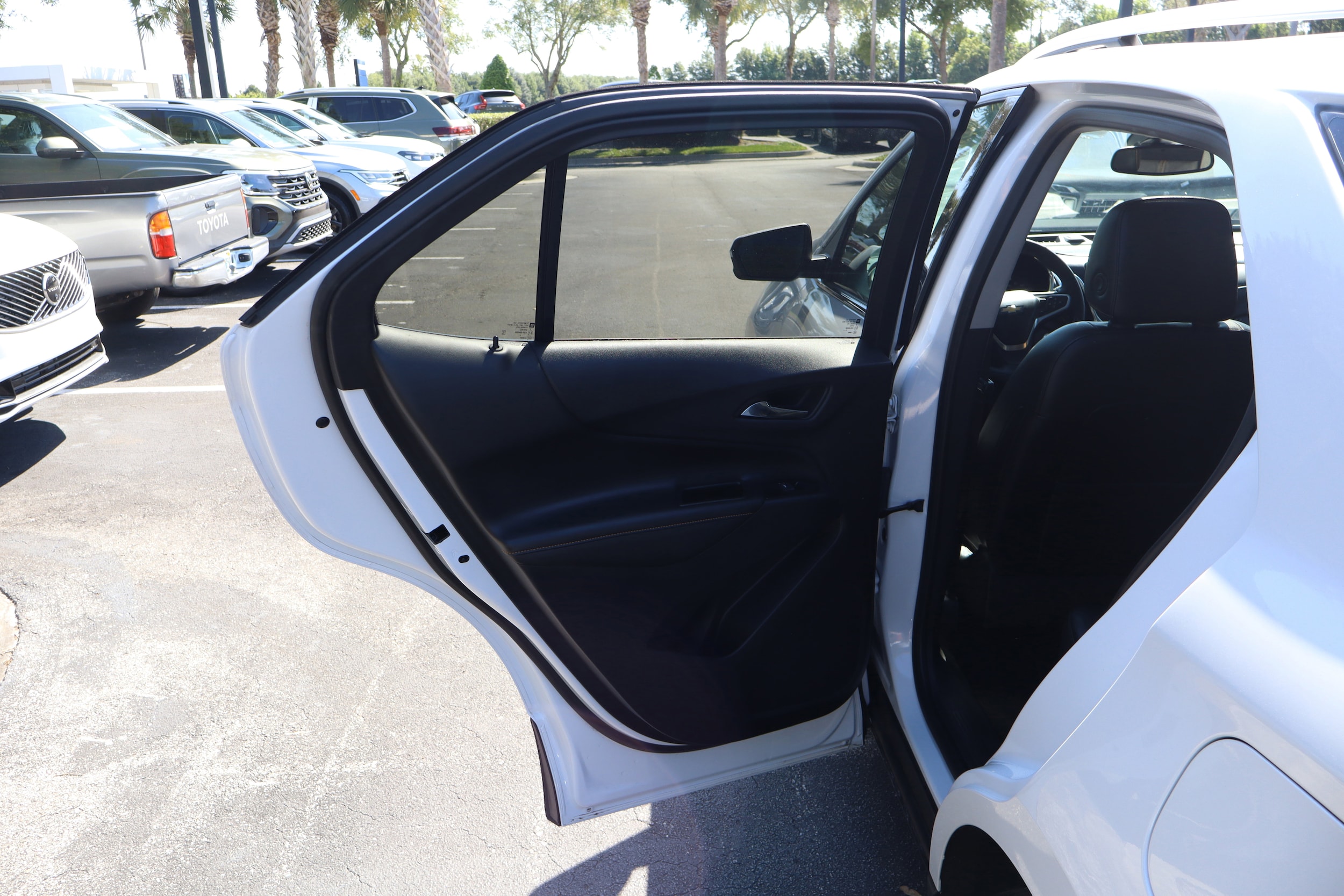 2023 Chevrolet Equinox Premier - Photo 22