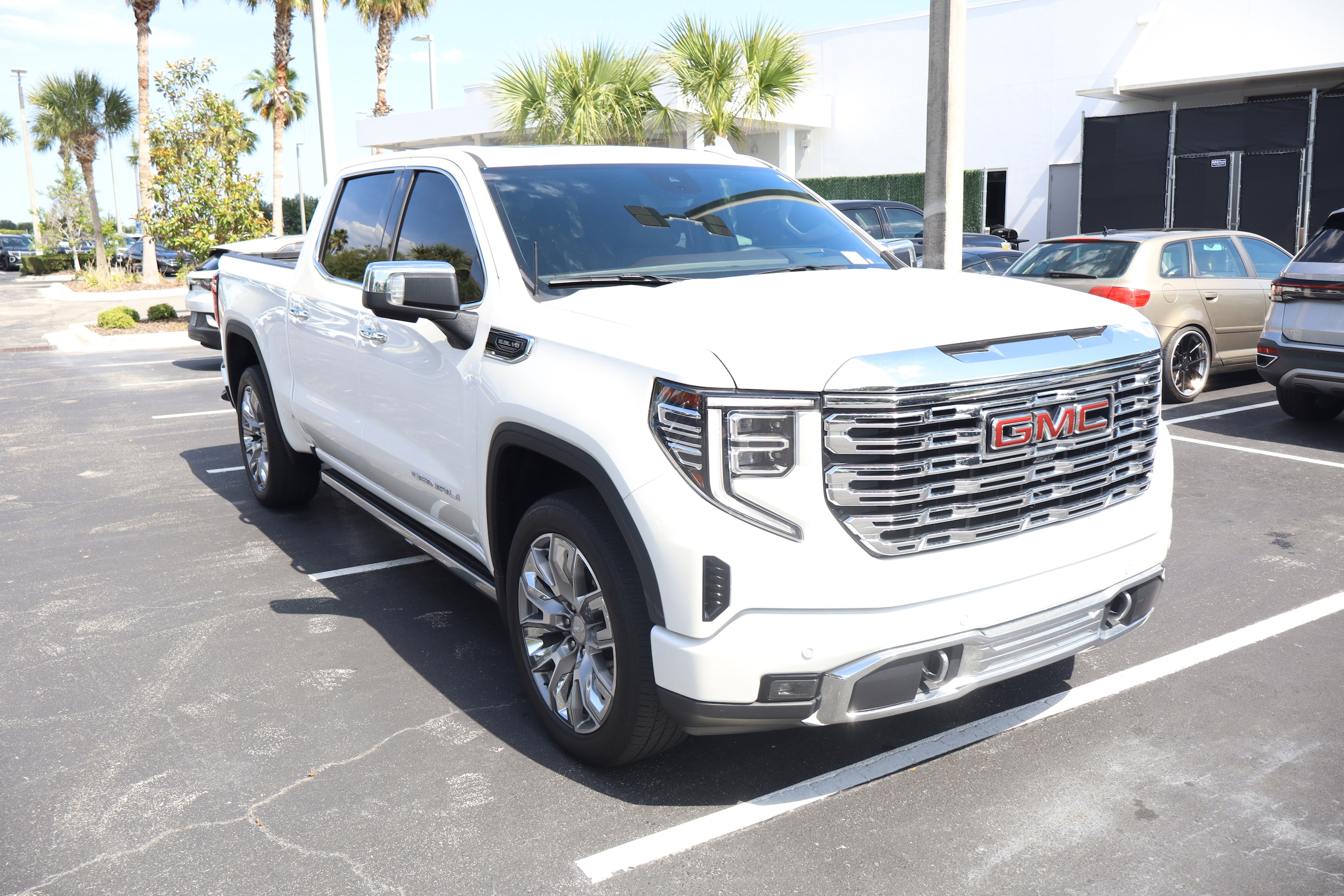 2024 GMC Sierra 2WD Crew Cab Short Box Denali's photo