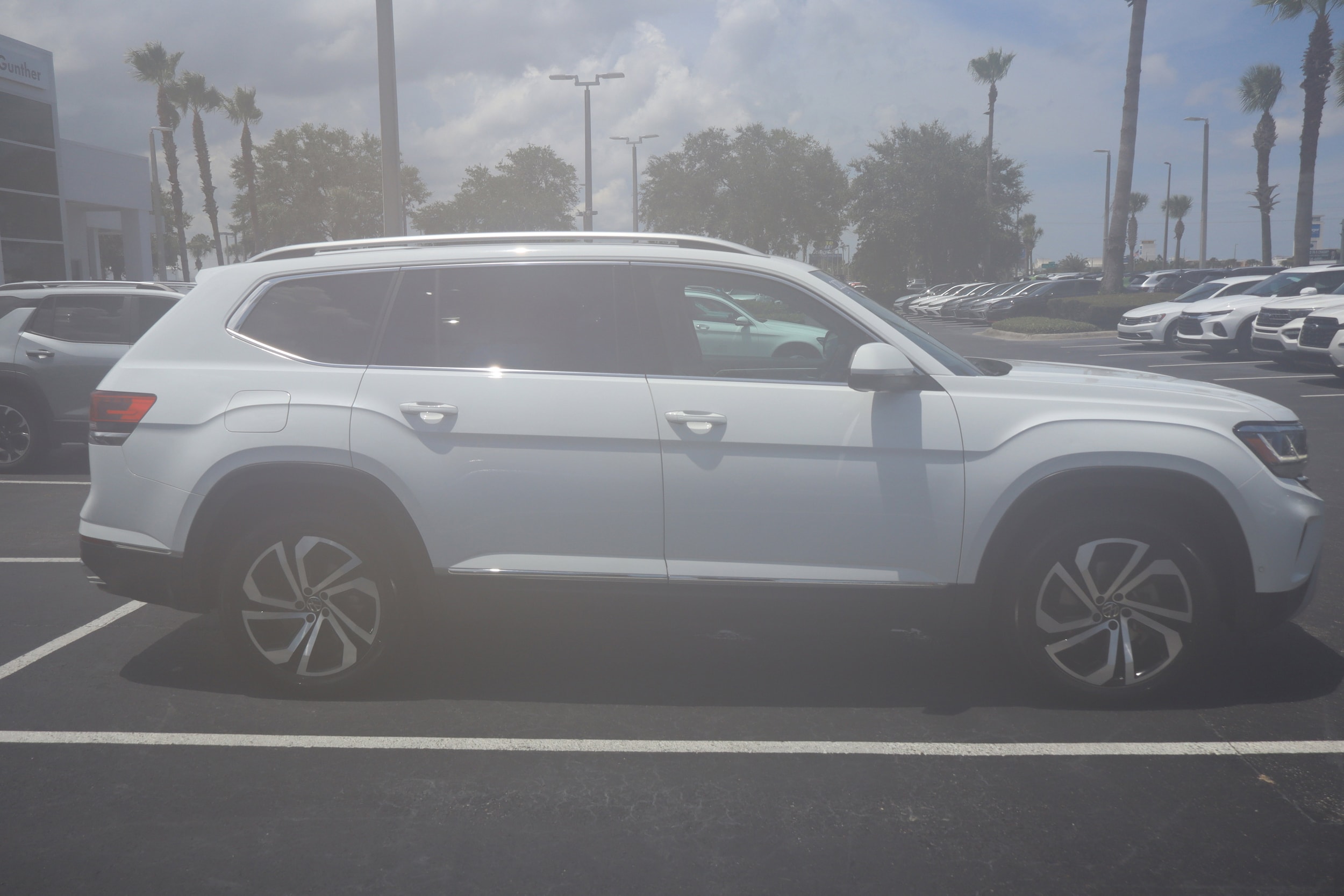 2021 Volkswagen Atlas SEL Premium - Photo 11